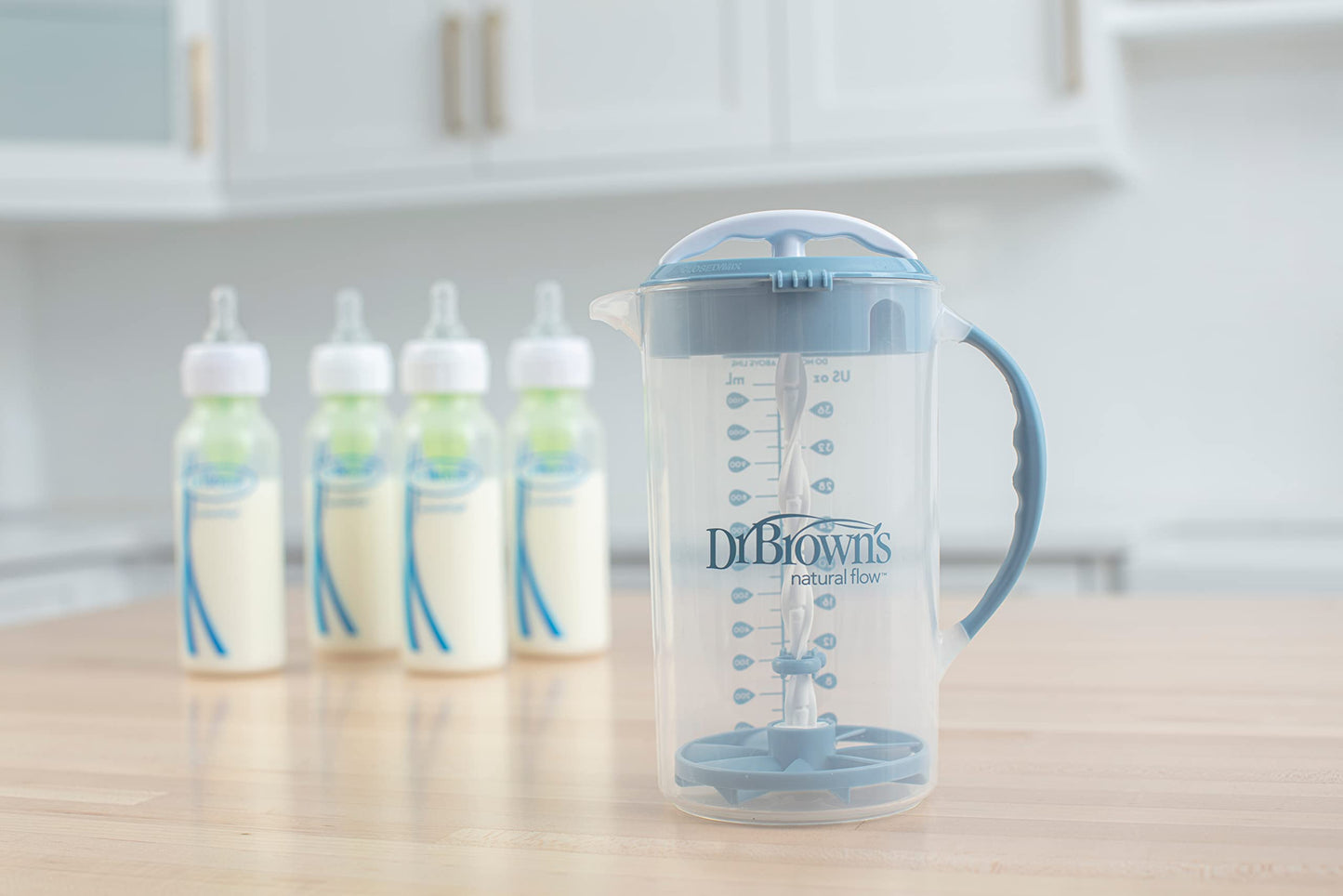 Dr. Brown'S Baby Formula Mixing Pitcher With Adjustable Stopper, Locking Lid, & No Drip Spout, 32Oz, Bpa Free, Blue