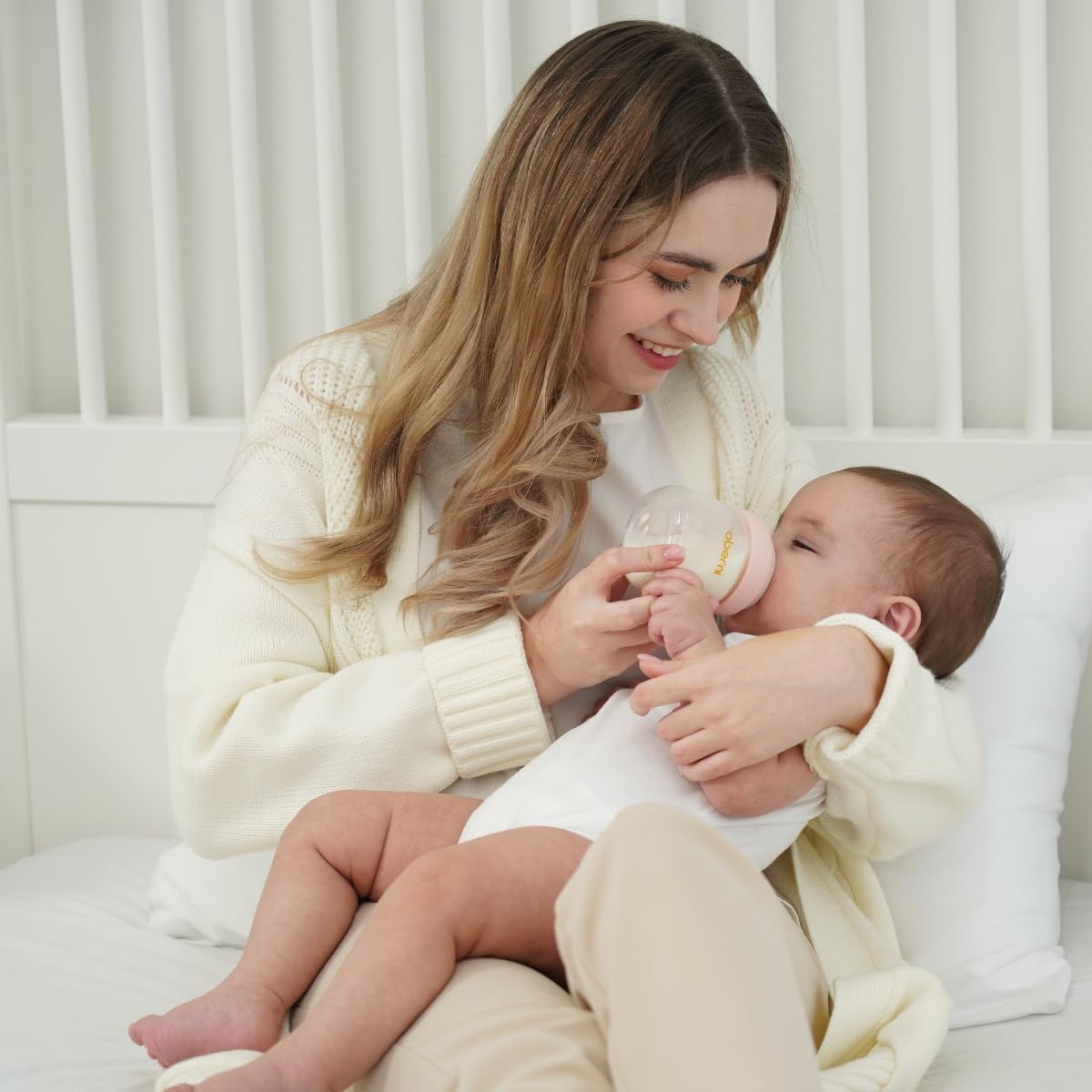 Oberni Glass Baby Bottles,Anti Colic Breastfeeding Bottle With Natural Response Nipple Size S,Wide Neck Slow Flow Baby Bottle Fo