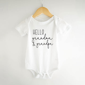 Bump And Beyond Designs Baby-Boys Hello Grandma And Grandpa Pregnancy Announcement Leotard White, 0-3 Months