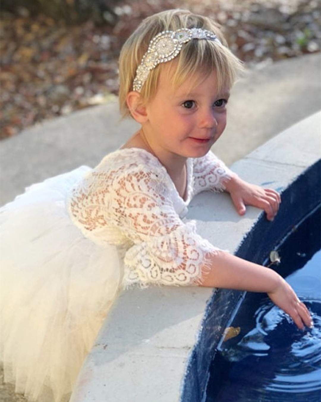 2Bunnies Girl Peony Lace Back A-Line Tiered Tutu Tulle Flower Girl Dress (White Bell Sleeve, 2T)