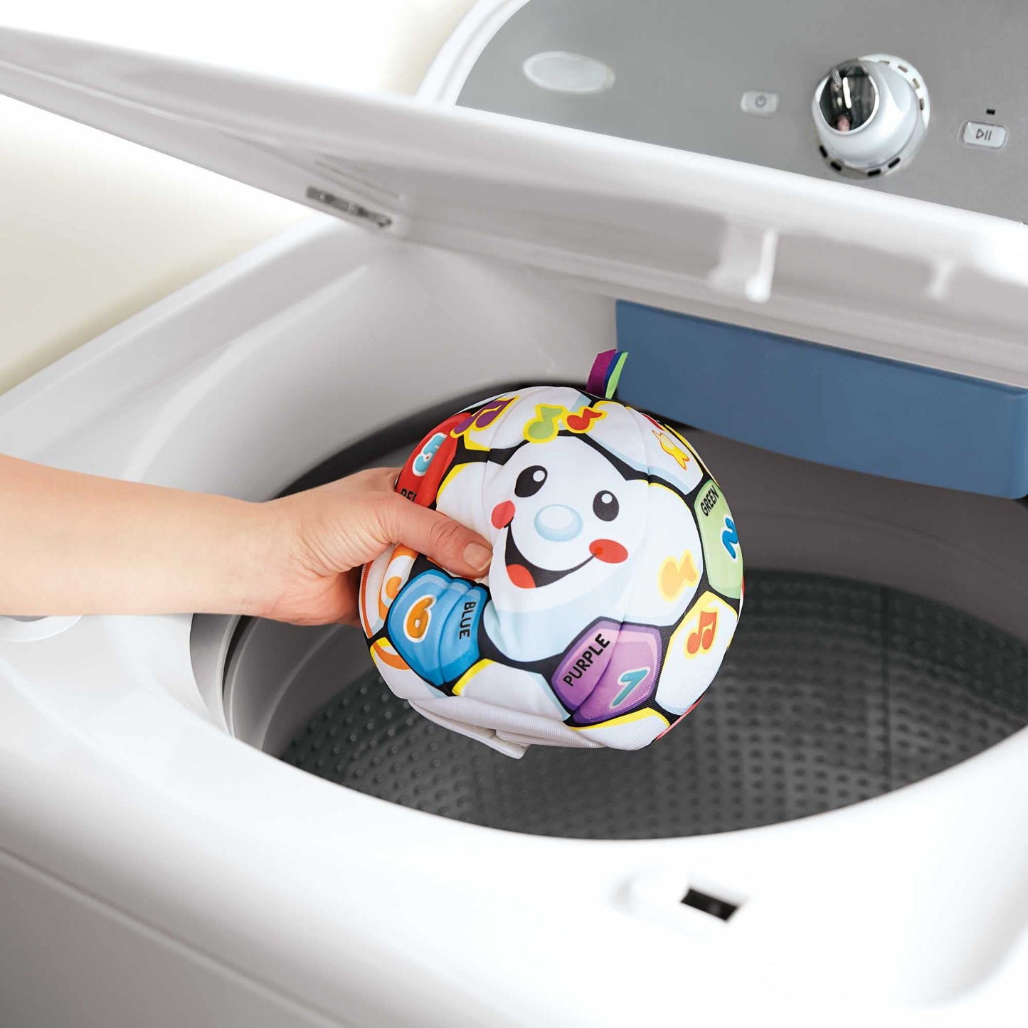 Fisher-Price Laugh & Learn Baby Musical Learning Toy, Singin Soccer Ball Plush With Songs Sounds & Phrases For Ages 6+ Months