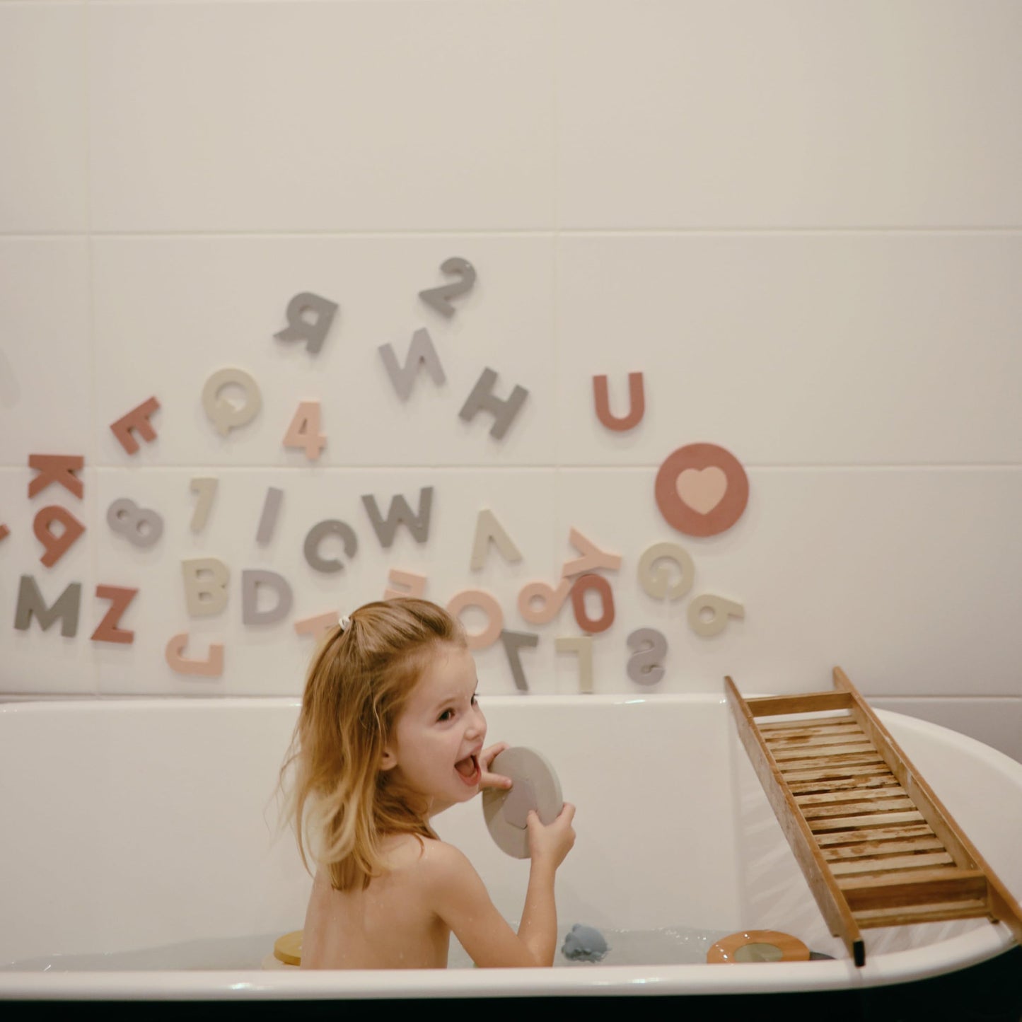 mushie Foam Bath Puzzle | 10 Pieces for Ages 3 Years+ | Floating Foam for Kids and Toddlers