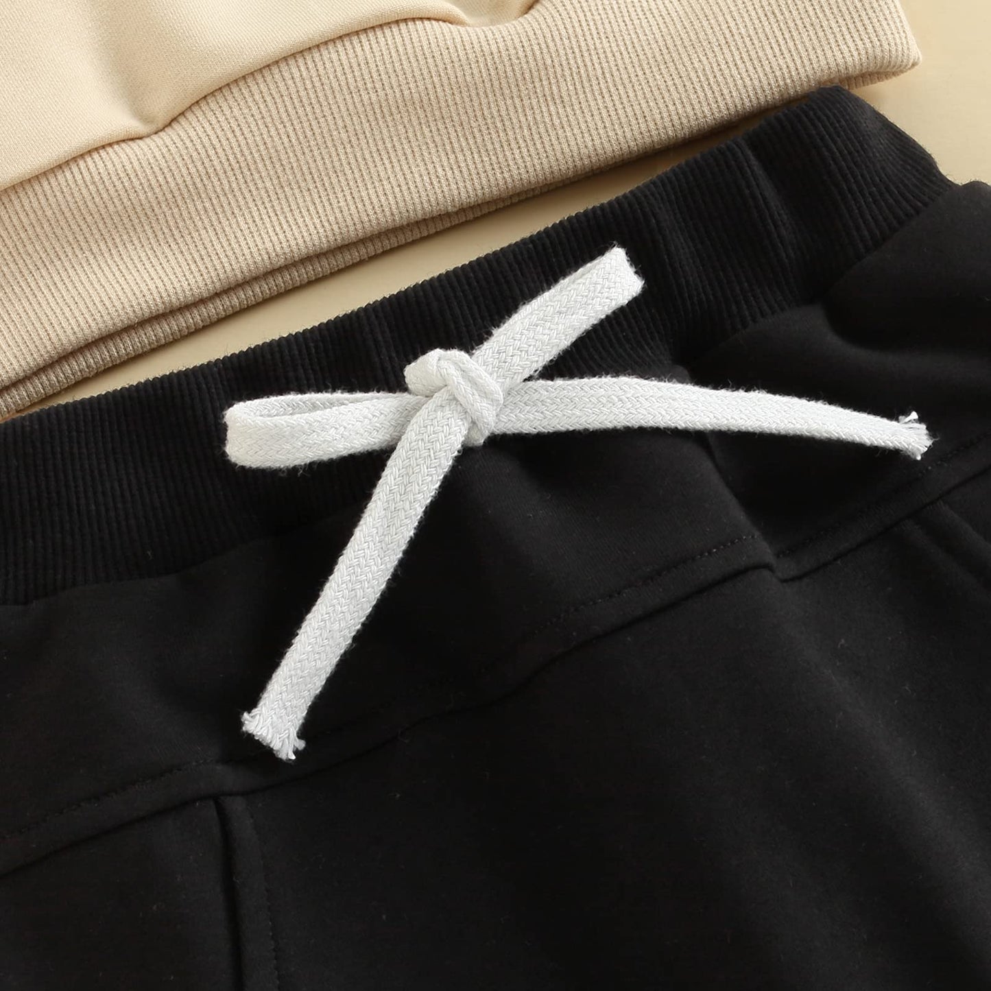 Beqeuewll Baby Boy Clothes Outfits 2Pcs Letter Print Crewneck Sweatshirt Pants Sweatsuit Little Boy Clothing(Bubs Apricot, 12-18