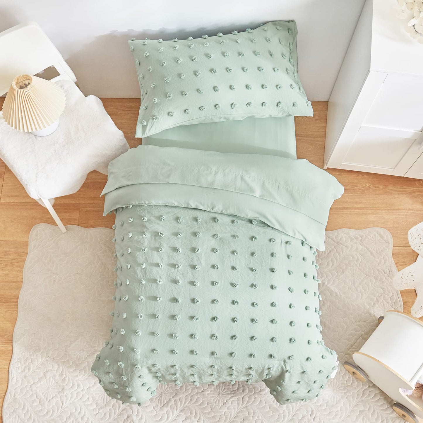 4 Piece Tufted Dots Toddler Bedding Set Solid Green Jacquard Pom Pom Tufts, Soft And Embroidery Shabby Chic Boho Design For Baby