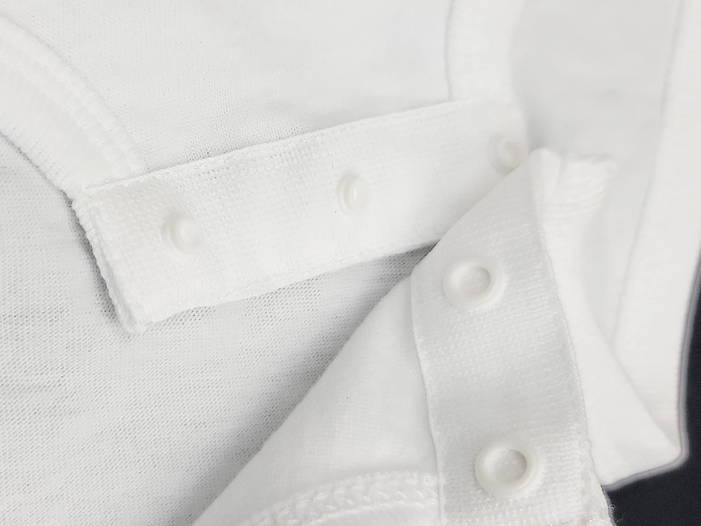 Ink Trendz Hello I 'M New Here... Announcement Baby Bodysuit One Piece Romper (White, Newborn)