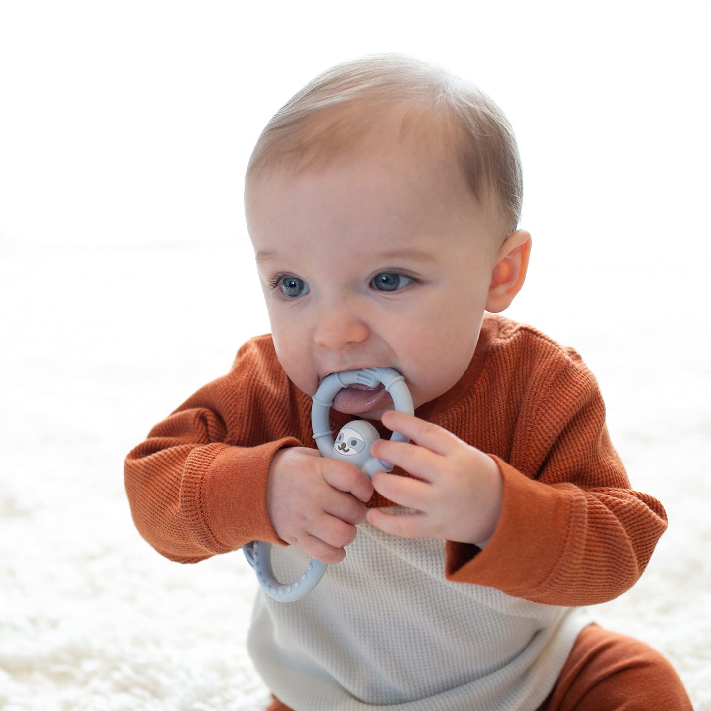 Dr. Browns Flexees Blue Sloth, Soft 100% Silicone Baby Teether, BPA Free, 3m+