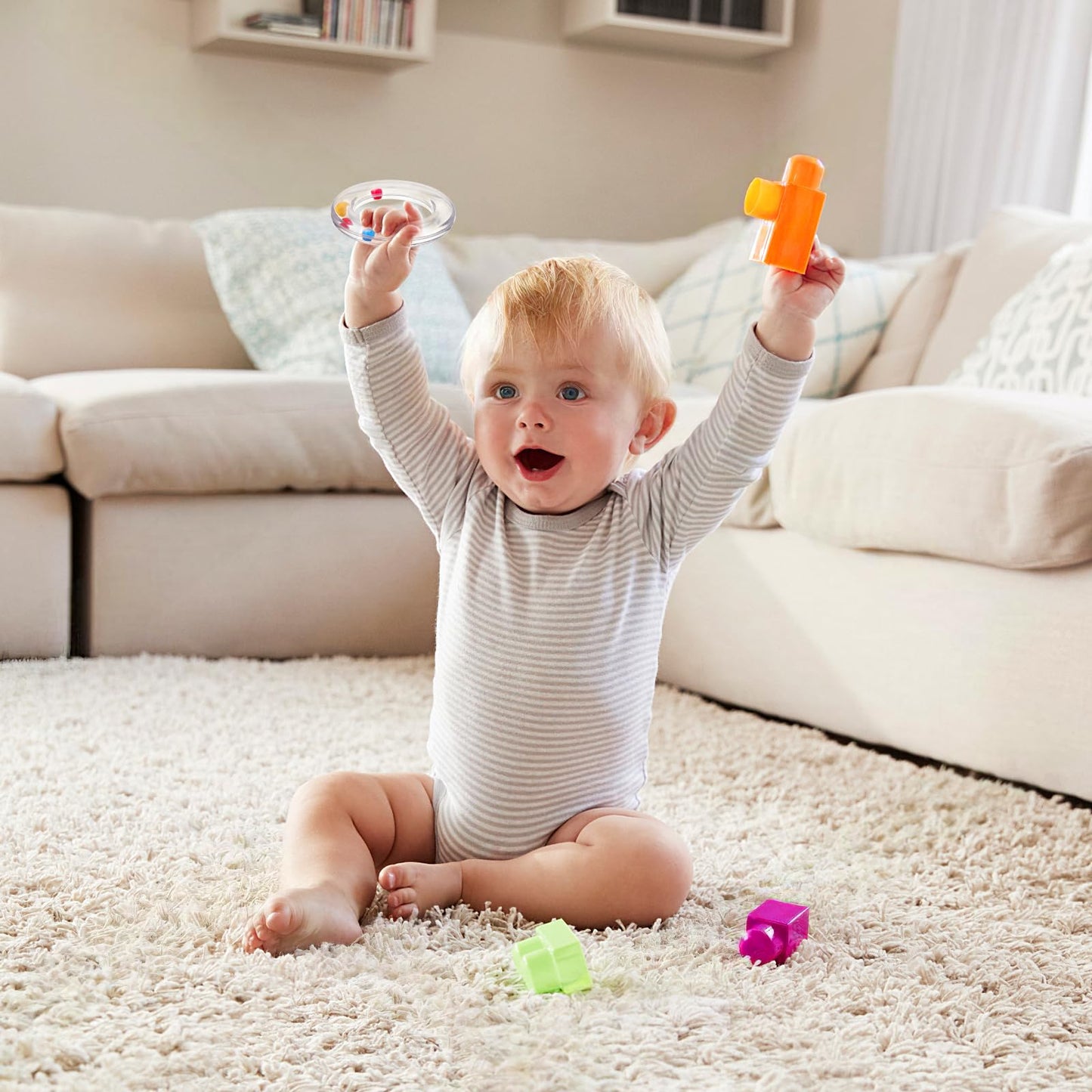 Toyvian 6Pcs Baby Toy Rings, Baby Rattles Plastic Clear Hand Bell Shaker, Rattle Inserts for Baby Toys, Developmental Baby Toy f