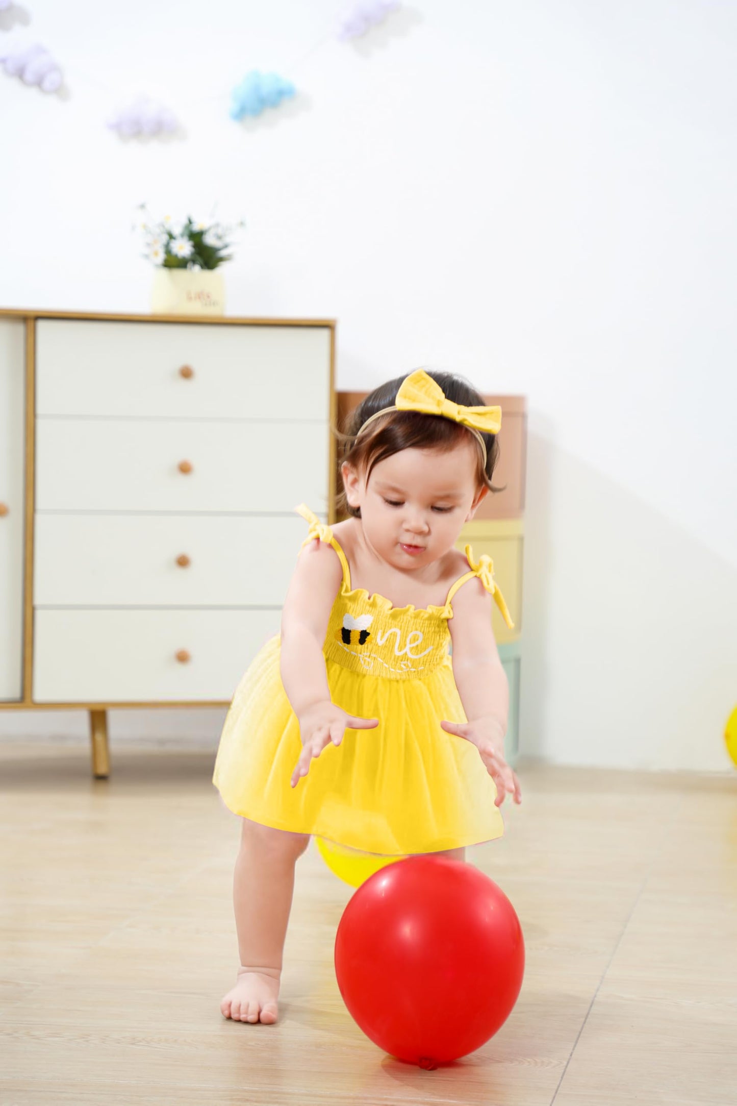 Titkkop Baby Girl 1St Birthday Clothes One Year Old Tulle Romper Sleeveless Bodysuit Cake Smash Outfits(Yellow,12-18M)