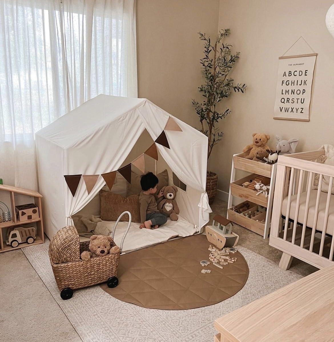 Uniklook Padded Quilted Leather Round 47' 120Cm Play Mat | Indoor Outdoor | Reversible Tan + Cream | Timmy Time Mat Crawling Pl