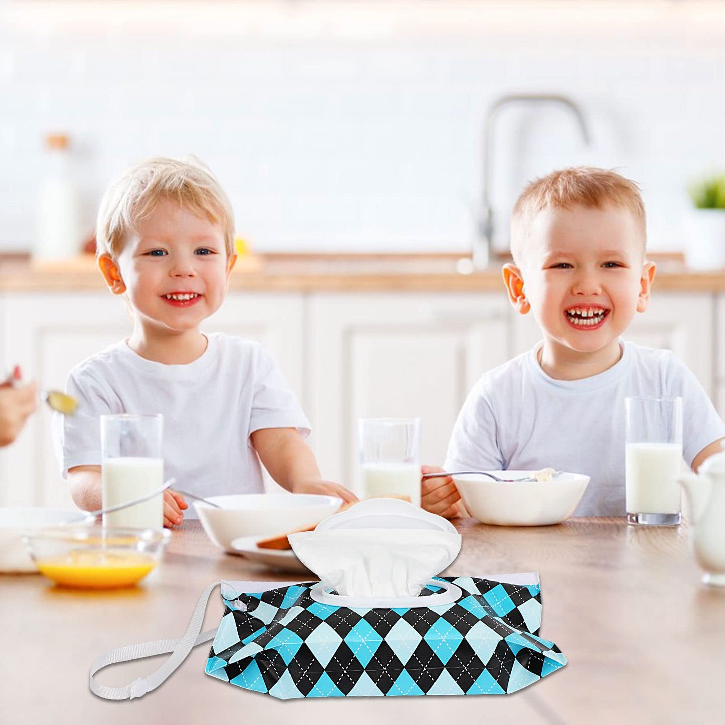 Febsnow 2 Pack Baby Wipes Dispenser, Portable Wipe Holder Container, Reusable Wet Wipes Pouch, Lightweight Travel Wipes Case