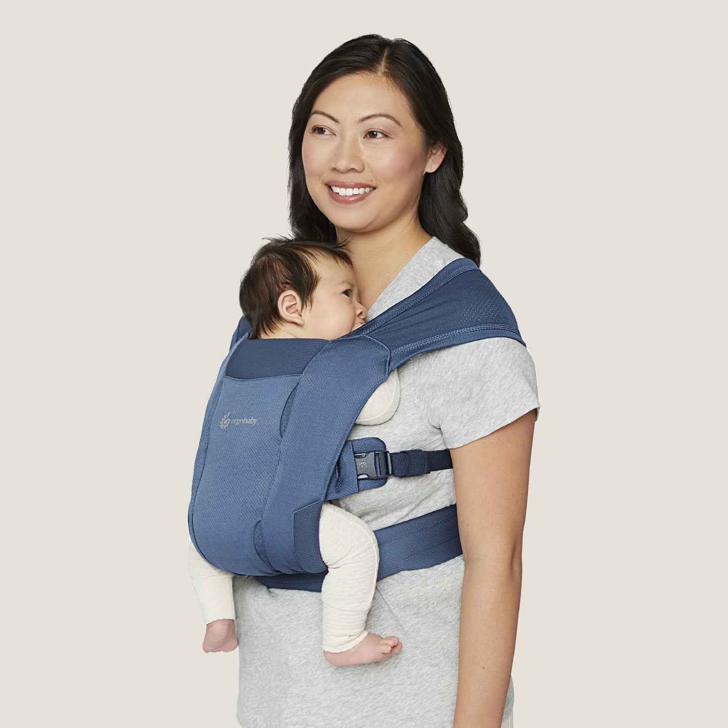 Ergobaby Embrace Cozy Newborn Essentials Baby Carrier Wrap (7-25 Pounds), Ponte Knit, Cream