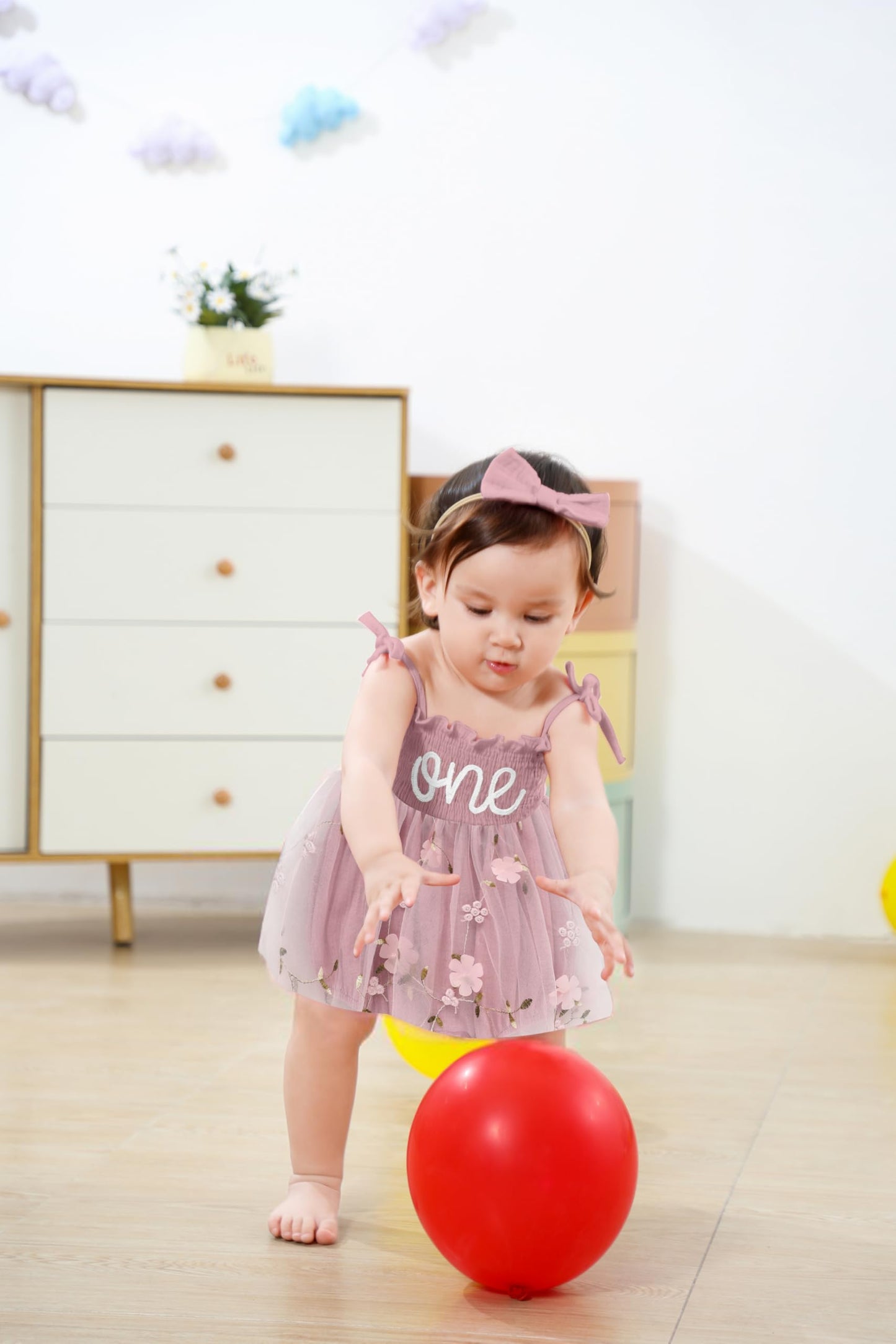 Titkkop Baby Girl 1St Birthday Clothes One Year Old Tulle Romper Sleeveless Bodysuit Cake Smash Outfits(Flesh Pink,9-12M)