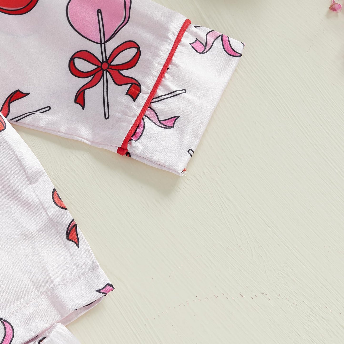 Kavousa Toddler Baby Girl Valentines Day Pajamas Heart&Bow Print Button Down Shirt + Pants Little Kids Girls Silk Pajama Set (Pi