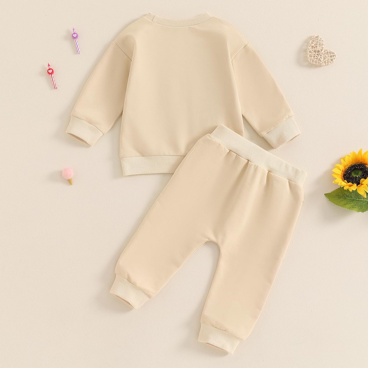 Beqeuewll Baby Girl Clothes Fall Winter Outfits Long Sleeve Sweatsuit Letter Sweatshirt Pants Toddler Birthday Girls Outfit (Bir