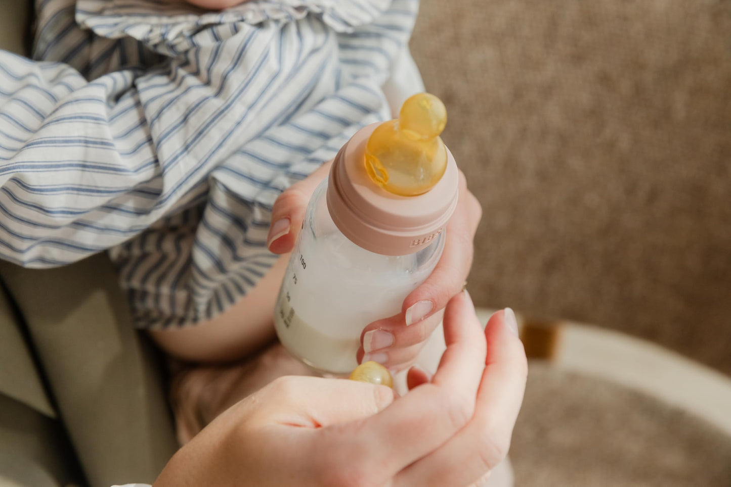 Bibs Baby Bottle 9 Oz / 270 Ml Natural Rubber Latex Nipple - Anti-Colic, Bpa-Free, Round Nipple, Medium Flow, Lightweight & Easy