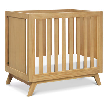 DaVinci Otto 3-in-1 Convertible Mini Crib with 4 Mattress in Honey, GREENGUARD Gold Certified