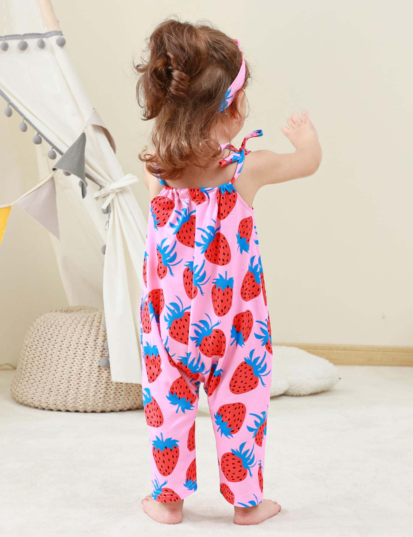 Lindanina Toddler Baby Girls Romper Strawberry Sleeveless Jumpsuit Summer Cute Clothes Adjustable Tie-Up Strap 12-24 Months Infa
