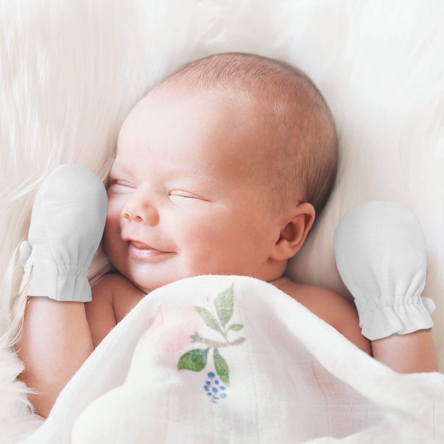 Newborn Baby No Scratch Mittens Stay On, 100% Cotton Breathable, Adjustable Infant Gloves For Baby Boys Girls Mittens (0-3 Month