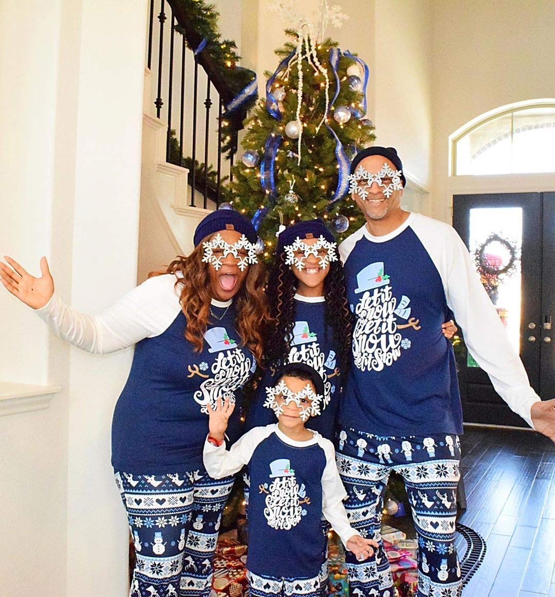 Iffei Family Christmas Pajamas Matching Sets Let It Snow Printed Shirt And Pants Jammies With Pockets 4-5 Years