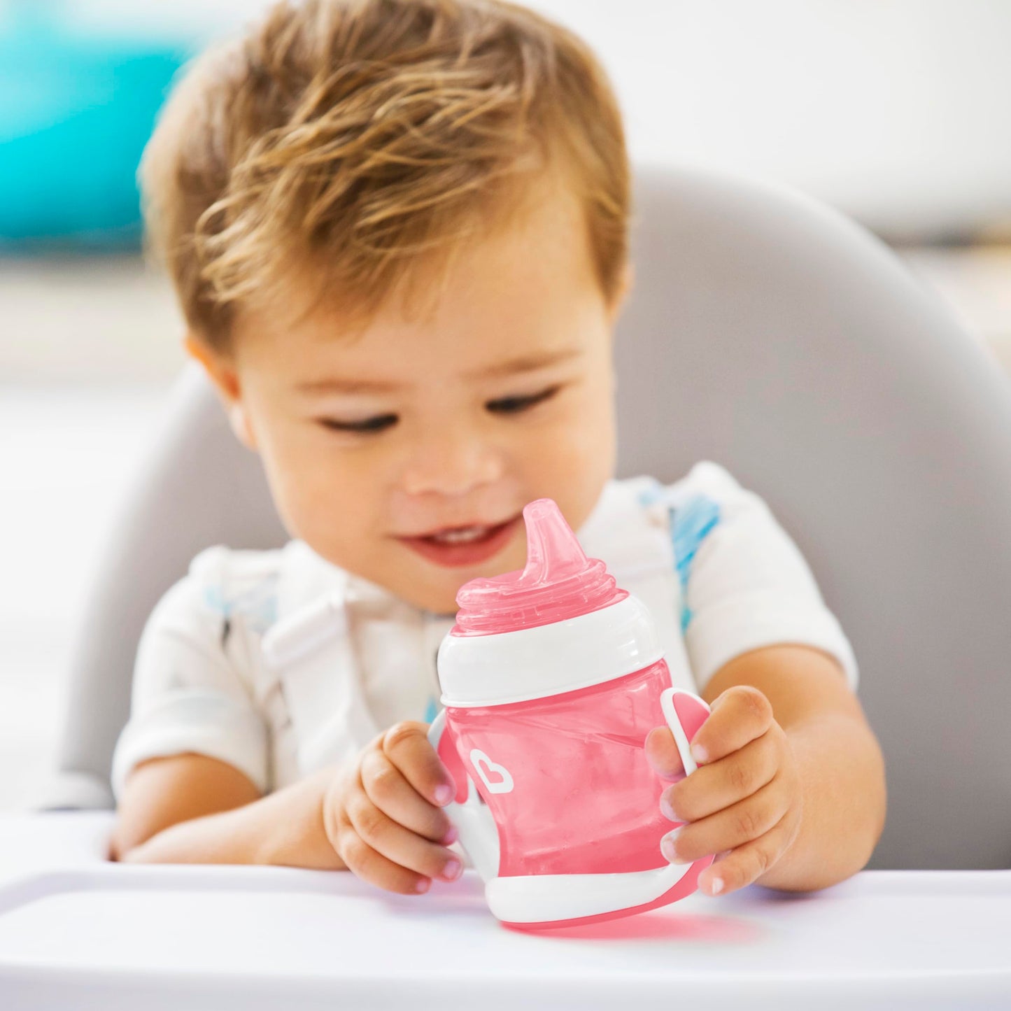 Munchkin Gentle Transition Sippy Trainer Cup, 4 Ounce, Pink