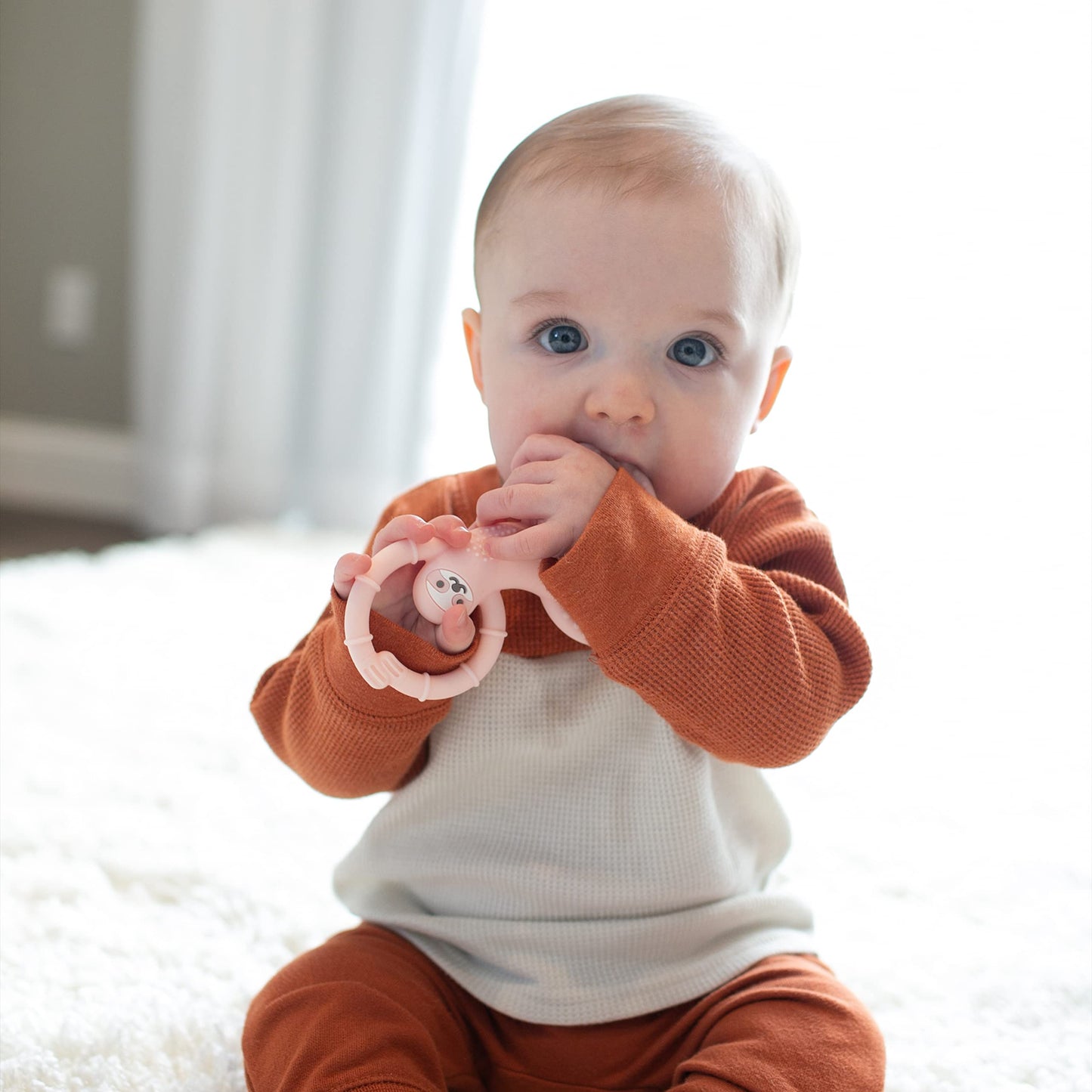 Dr. Browns Flexees Pink Sloth, Soft 100% Silicone Baby Teether, BPA Free, 3m+