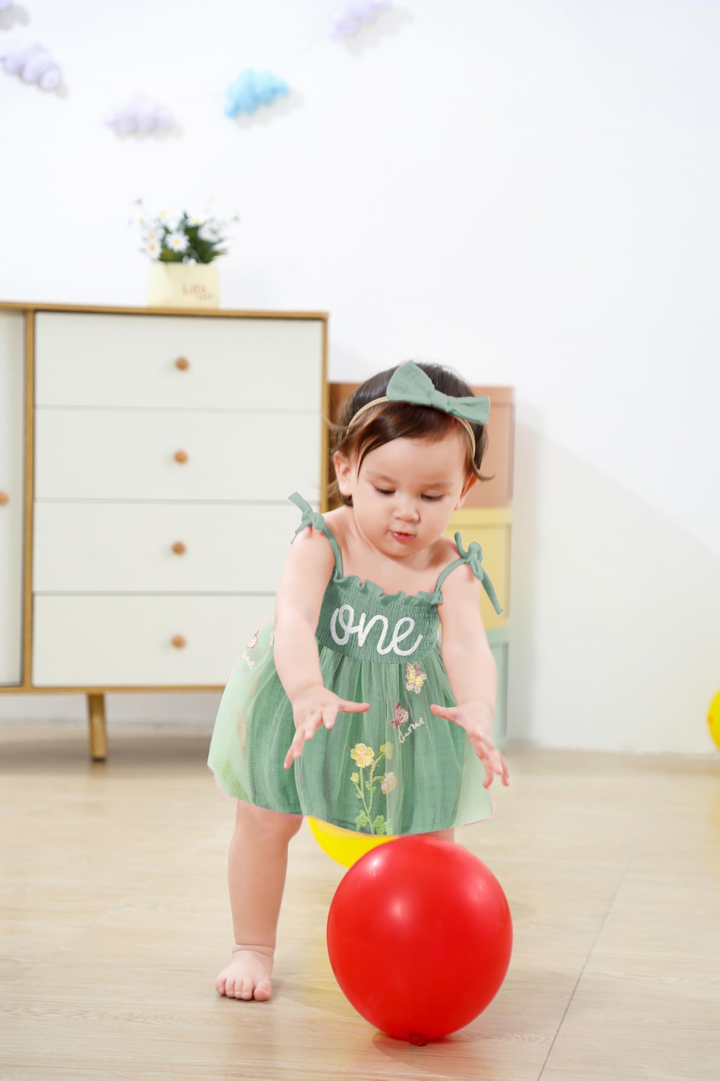 Titkkop Baby Girl 1St Birthday Clothes One Year Old Tulle Romper Sleeveless Bodysuit Cake Smash Outfits(Green,9-12M)