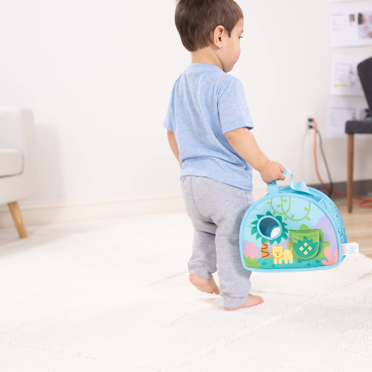 Melissa & Doug Rollables Take-Along Tote with Giraffe Infant and Toddler Toy (2 Pieces)