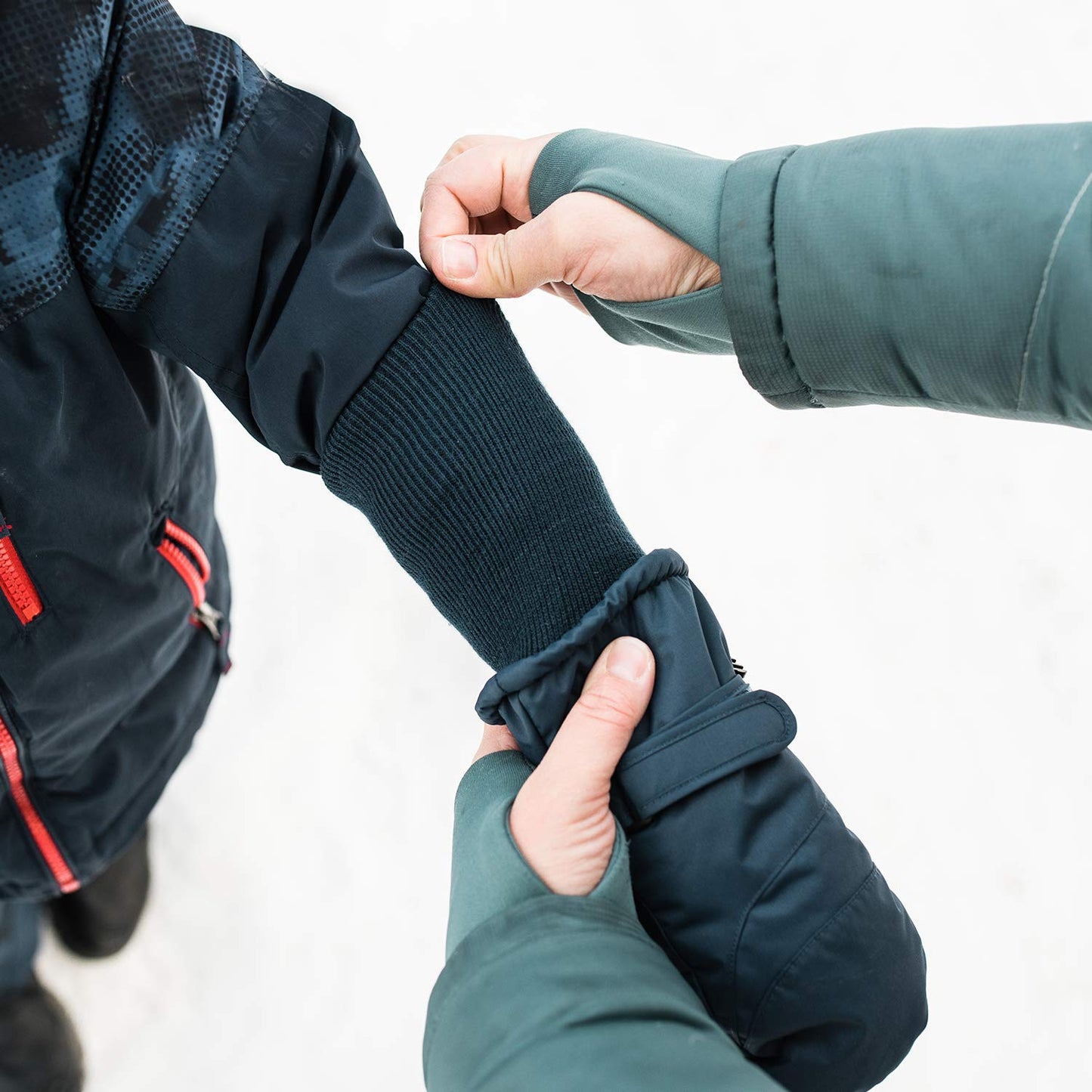 Children Toddlers And Baby Mittens - Super Long Cuff Winter Waterproof Gloves