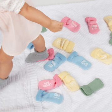 Stephan Baby Non-Skid Silly Socks With Cute Sayings, Dancing Feet, Fits 3-12 Months