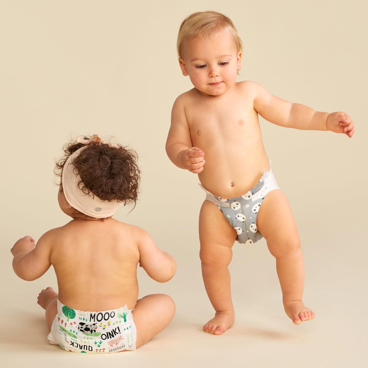 The Honest Company Clean Conscious Diapers | Plant-Based, Sustainable | Pandas + Barnyard Babies | Club Box, Size 2 (12-18 Lbs),