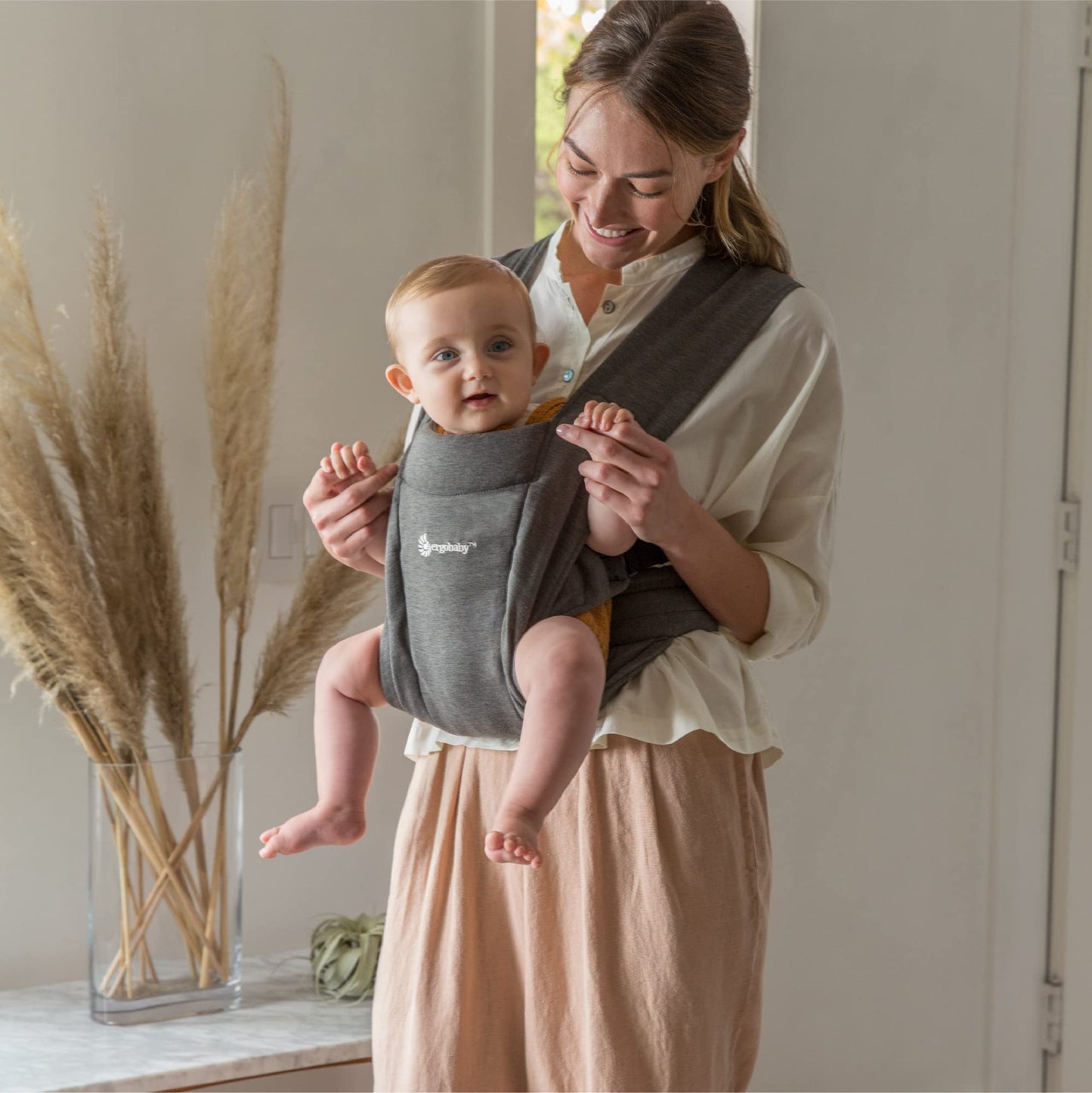 Ergobaby Embrace Cozy Newborn Baby Wrap Carrier (7-25 Pounds), Ponte Knit, Heather Grey