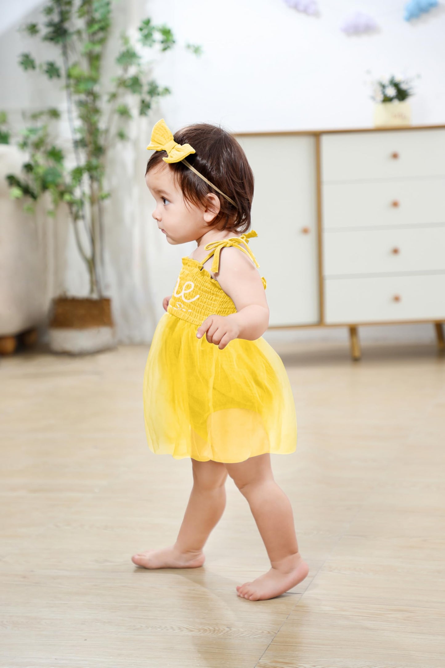 Titkkop Baby Girl 1St Birthday Clothes One Year Old Tulle Romper Sleeveless Bodysuit Cake Smash Outfits(Yellow,12-18M)