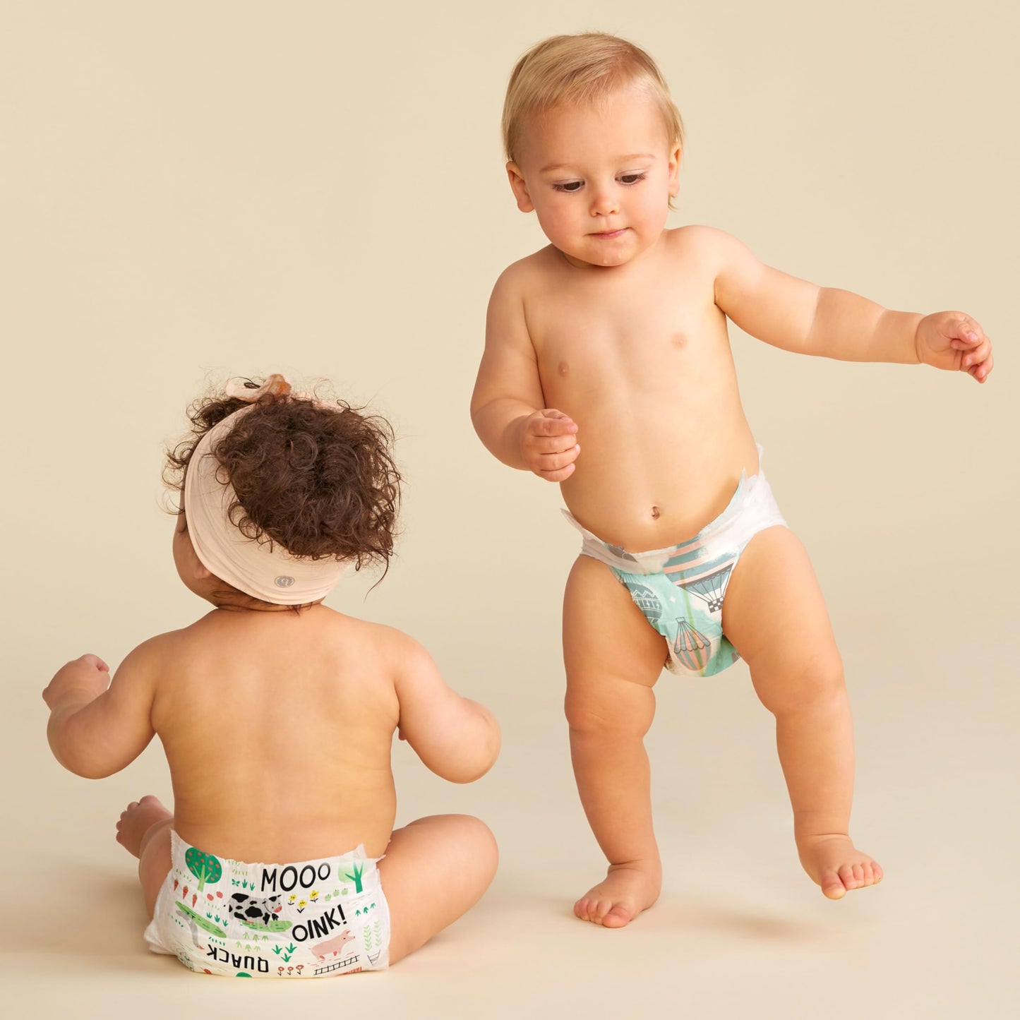 The Honest Company Clean Conscious Diapers | Plant-Based, Sustainable | Above It All + Barnyard Babies | Club Box, Size 1 (8-14
