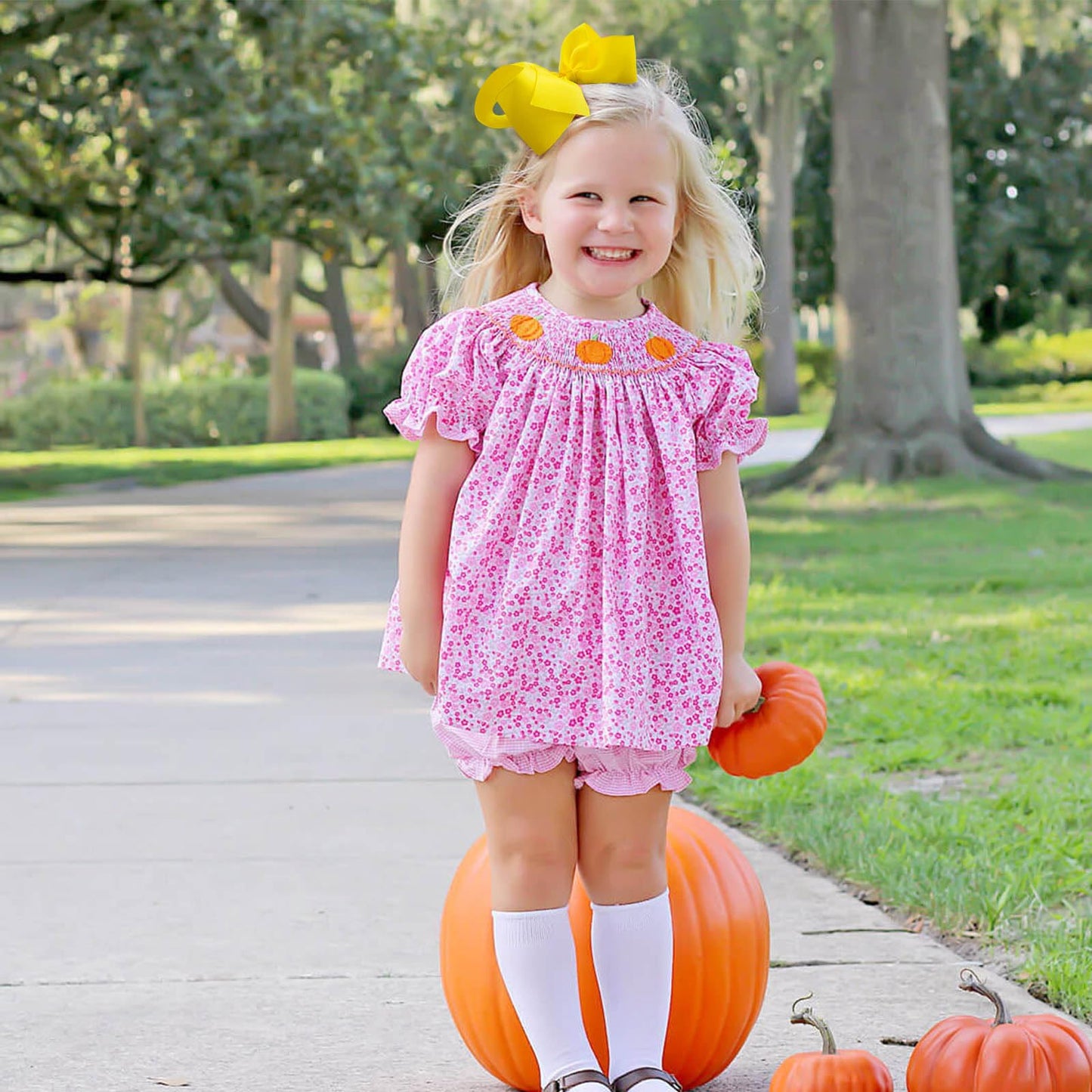 Oaoleer 2Pcs 6Inch Yellow Layered Grosgrain Ribbon Bow Alligator Clips, Baby Hair Accessories For Girls, Infants, Toddlers, Teen