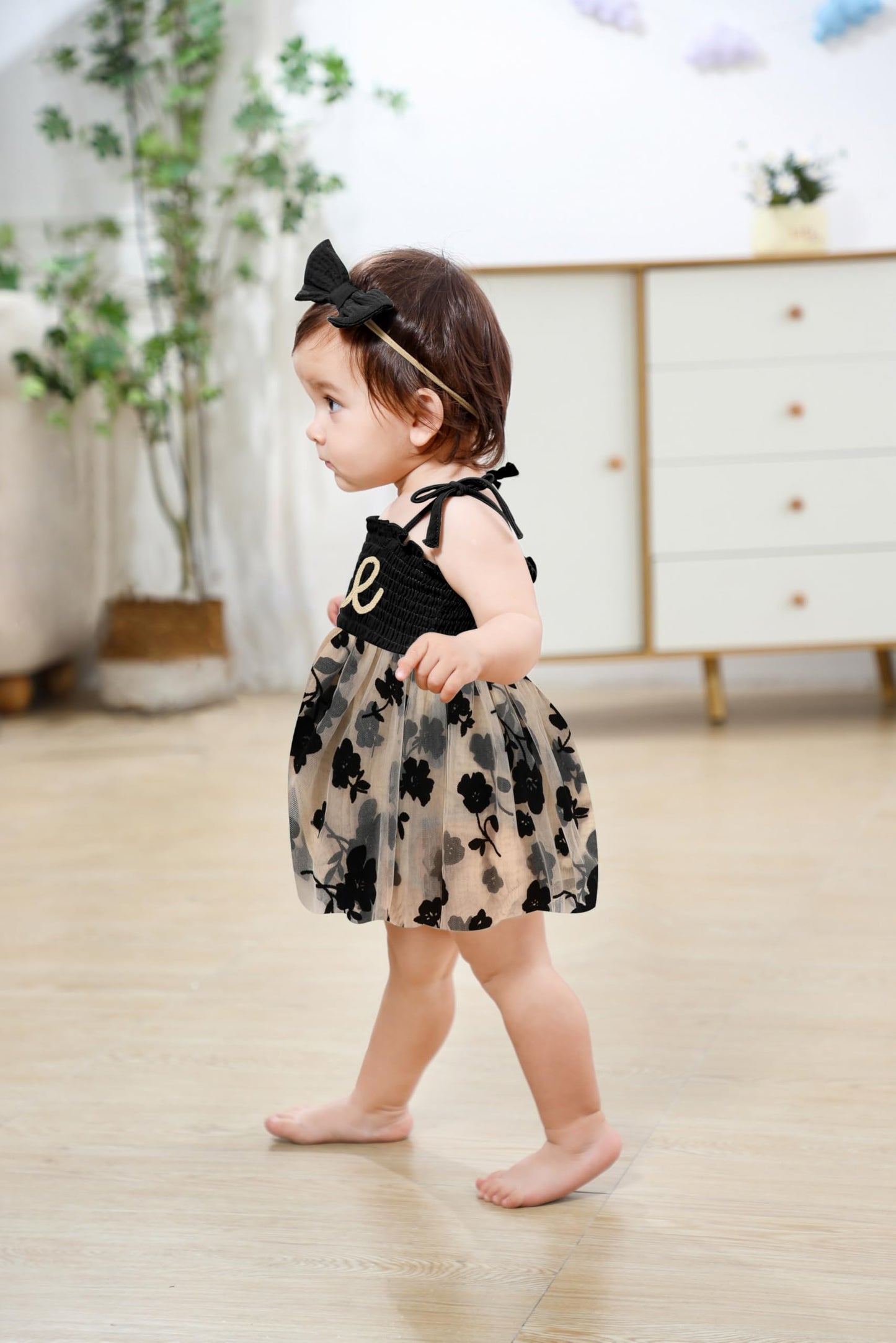 Titkkop Baby Girl 1St Birthday Clothes One Year Old Tulle Romper Sleeveless Bodysuit Cake Smash Outfits(Apricot & Black,9-12M)