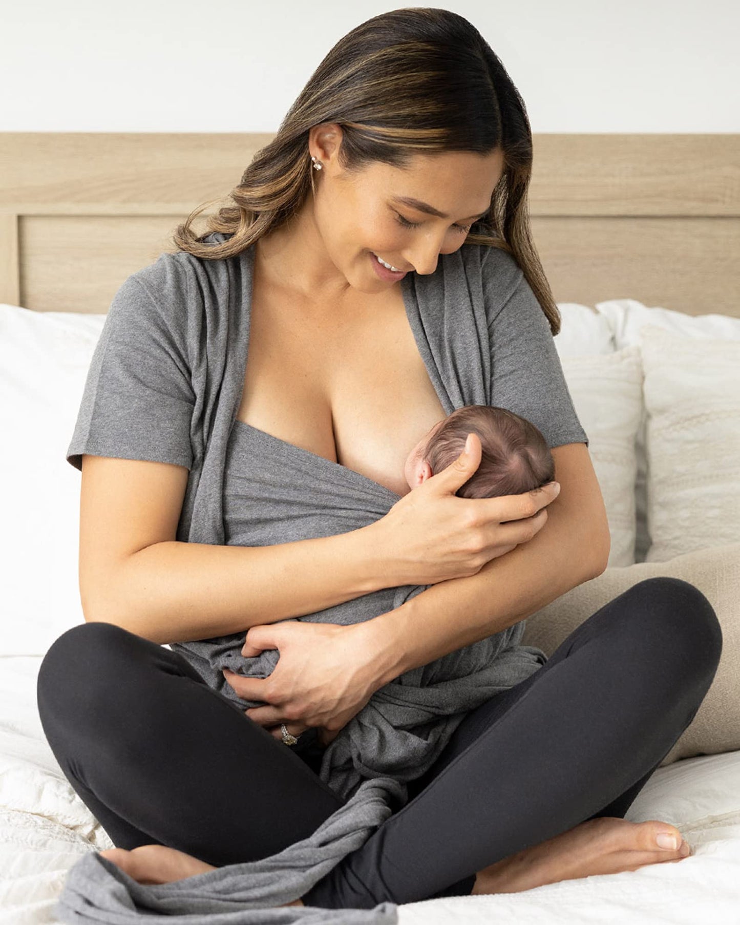 Kindred Bravely Organic Cotton Skin To Skin Wrap Top | Kangaroo Shirt For Mom And Baby (Grey Heather, Medium)