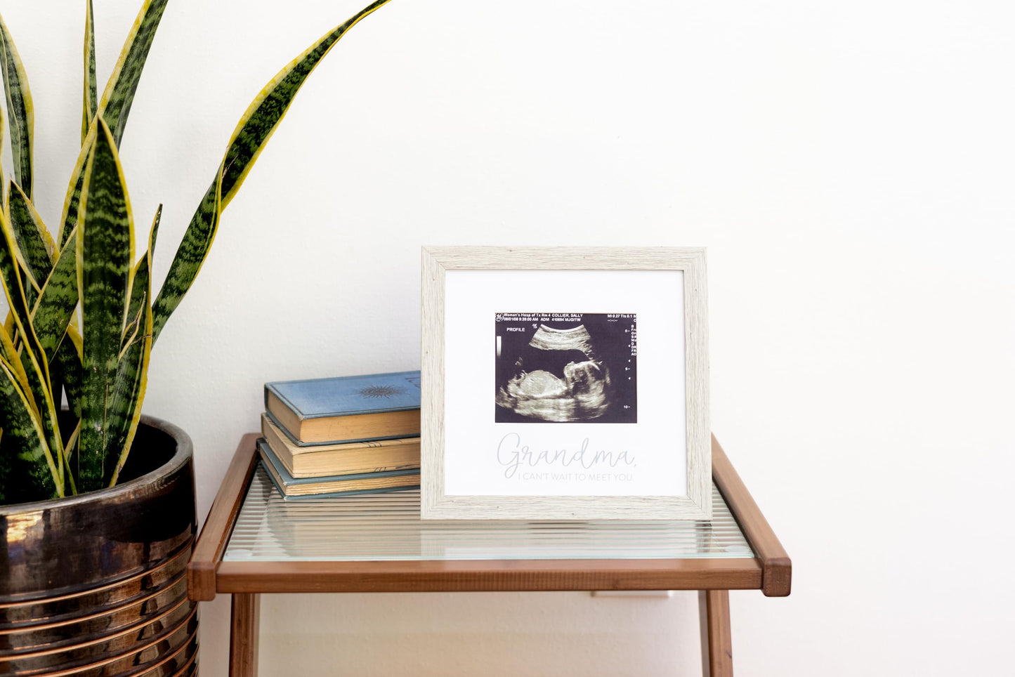 Kate & Milo Rustic Grandma Sonogram Picture Frame, Pregnancy Announcement, Ultrasound Baby Photo Frame, Gender-Neutral Baby Keep