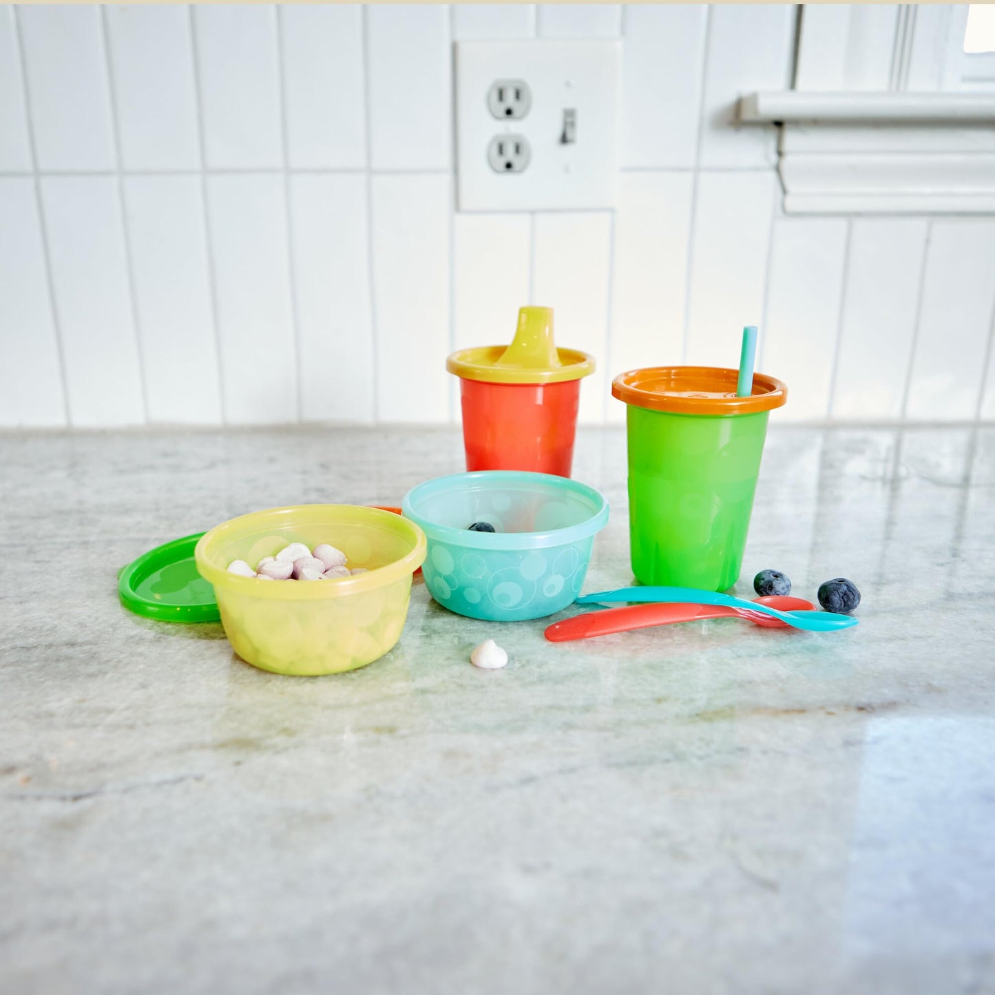 The First Years Take & Toss Spill Proof Sippy Cups - Rainbow Party Pack - Reusable Toddler Cups - Kids Cups And Snap On Lids For