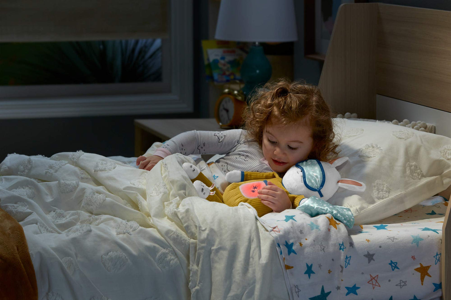 Fisher-Price Sound Machine Hoppy Dreams Soother & Sleep Trainer Plush Musical Toy with Lights & Sounds for Toddlers