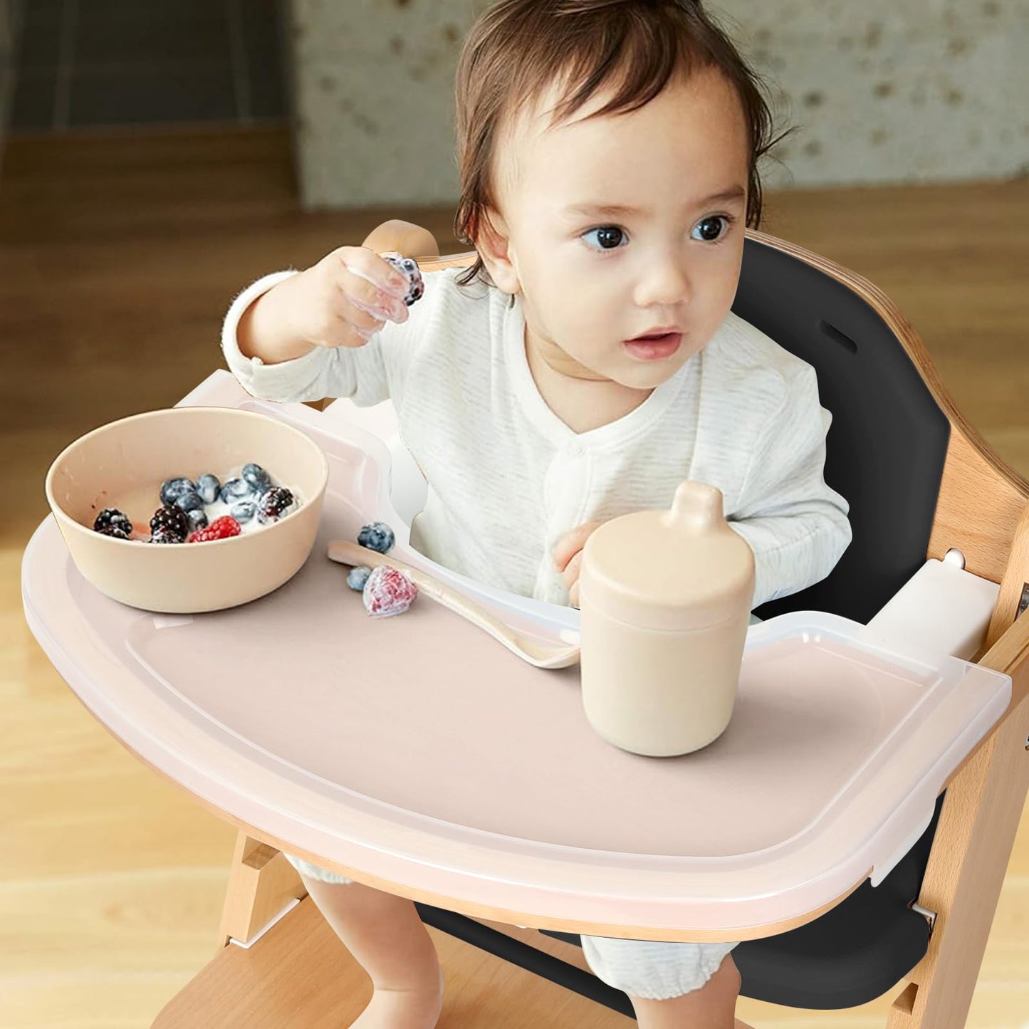 Cowiewie Natural Wooden High Chair for Babies & Toddlers 3-Tier Remove & 2 Adjustable Tray, 8 Adjustable Highchair with Cushions