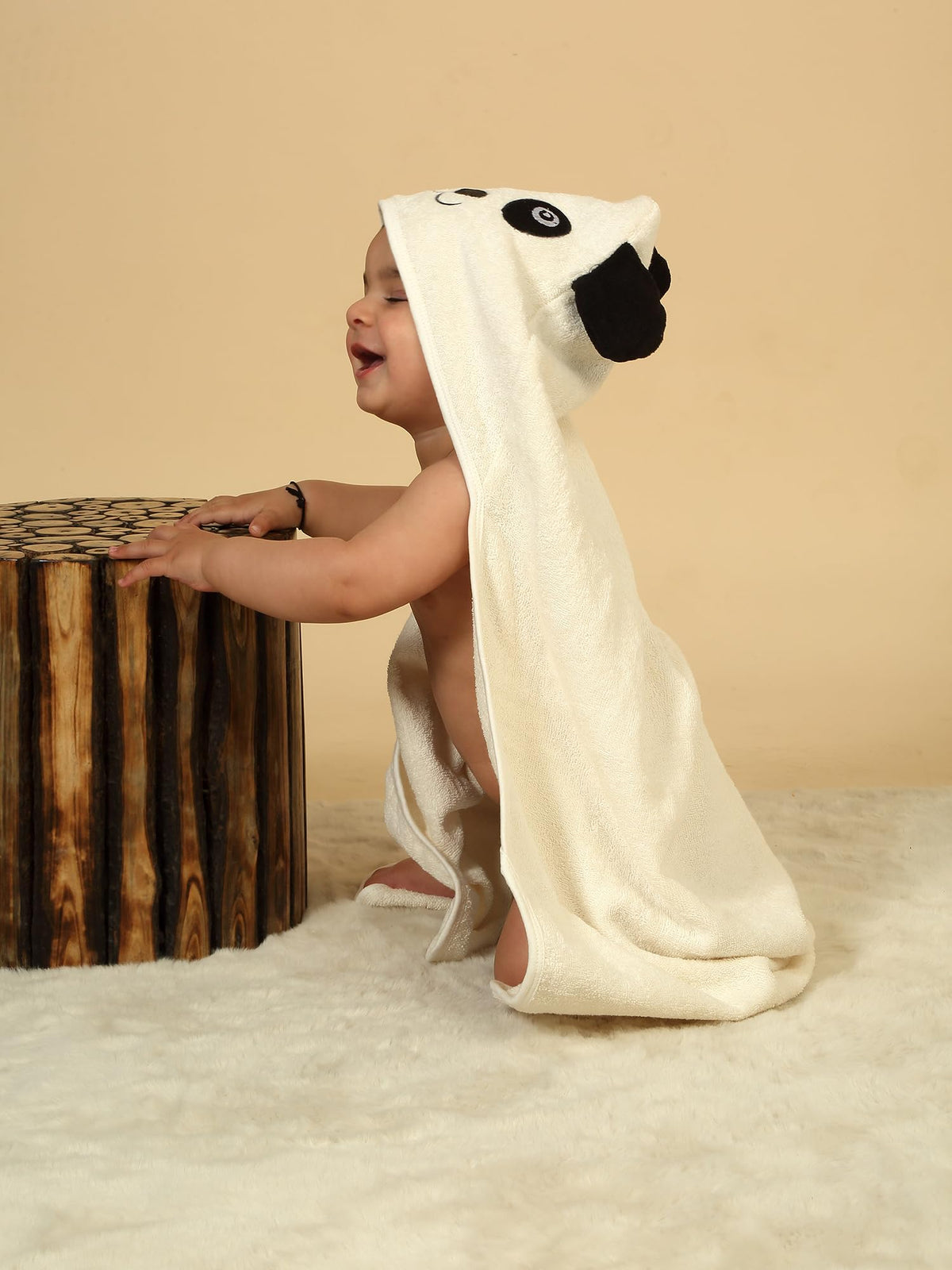 Creeva Cuddle Baby/Kids Hooded Bath Towel  Soft Cotton, Super Absorbent Bath Wrap With Cute Panda Face & 3D Ears For Newborns &