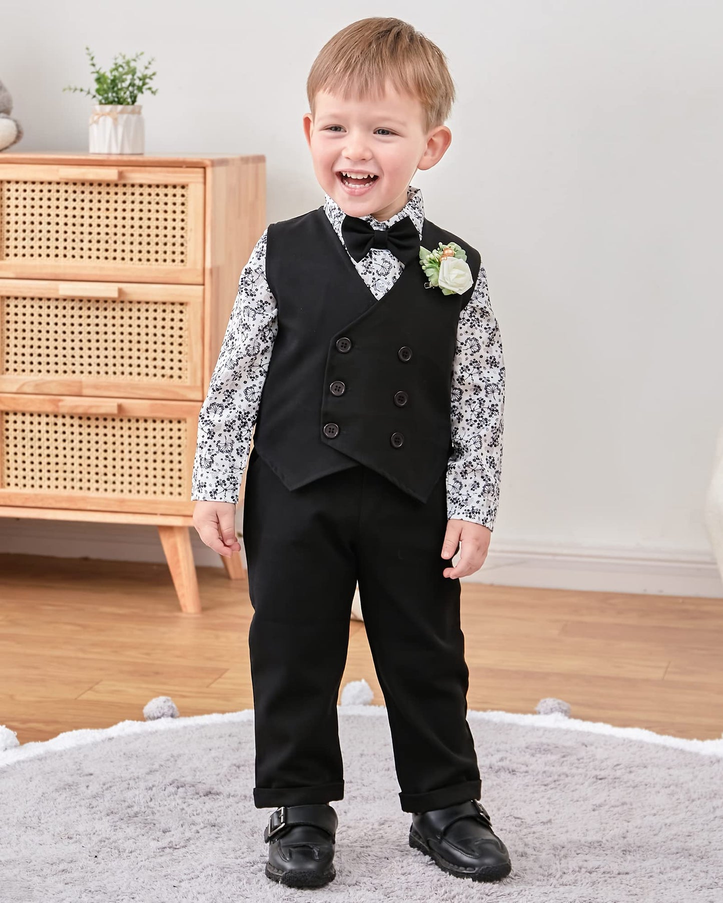 Yallet Toddler Baby Boy Clothes Suit Gentleman Wedding Outfits, Formal Dress Shirt+Bowtie+Vest+Boutonniere+Suspender Pants(V Bla