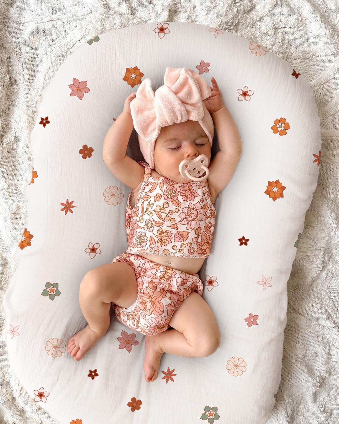 Muslin Baby Lounger Cover, Soft Breathable Newborn Lounger Pillow Cover For Boys Girls Infant (Flower-B)