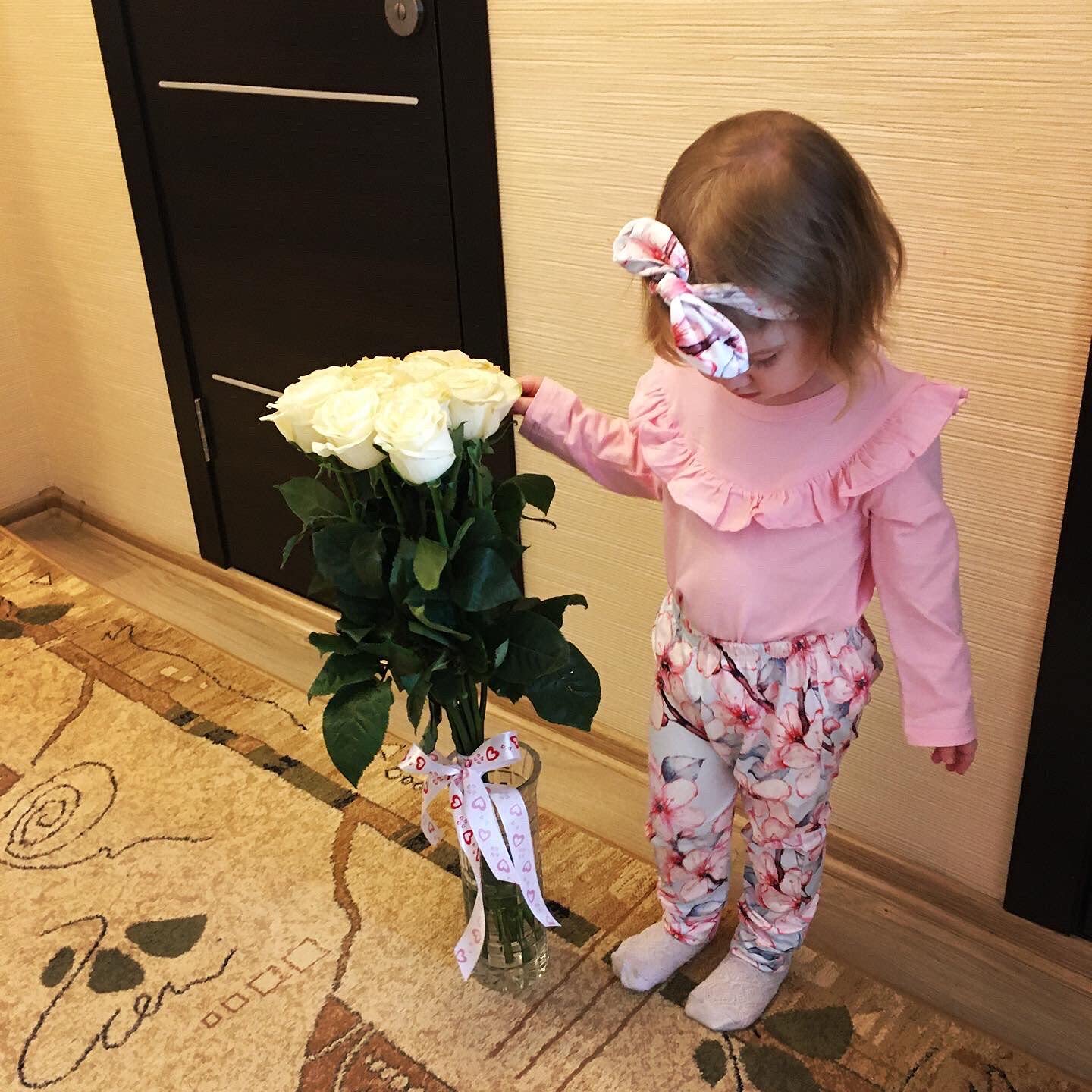 Kukitty 3Pcs Baby Girl Outfits Set Long Sleeve Ruffle T-Shirt Tops Floral Printed Pants With Headband (18-24 Months) Pink Flower