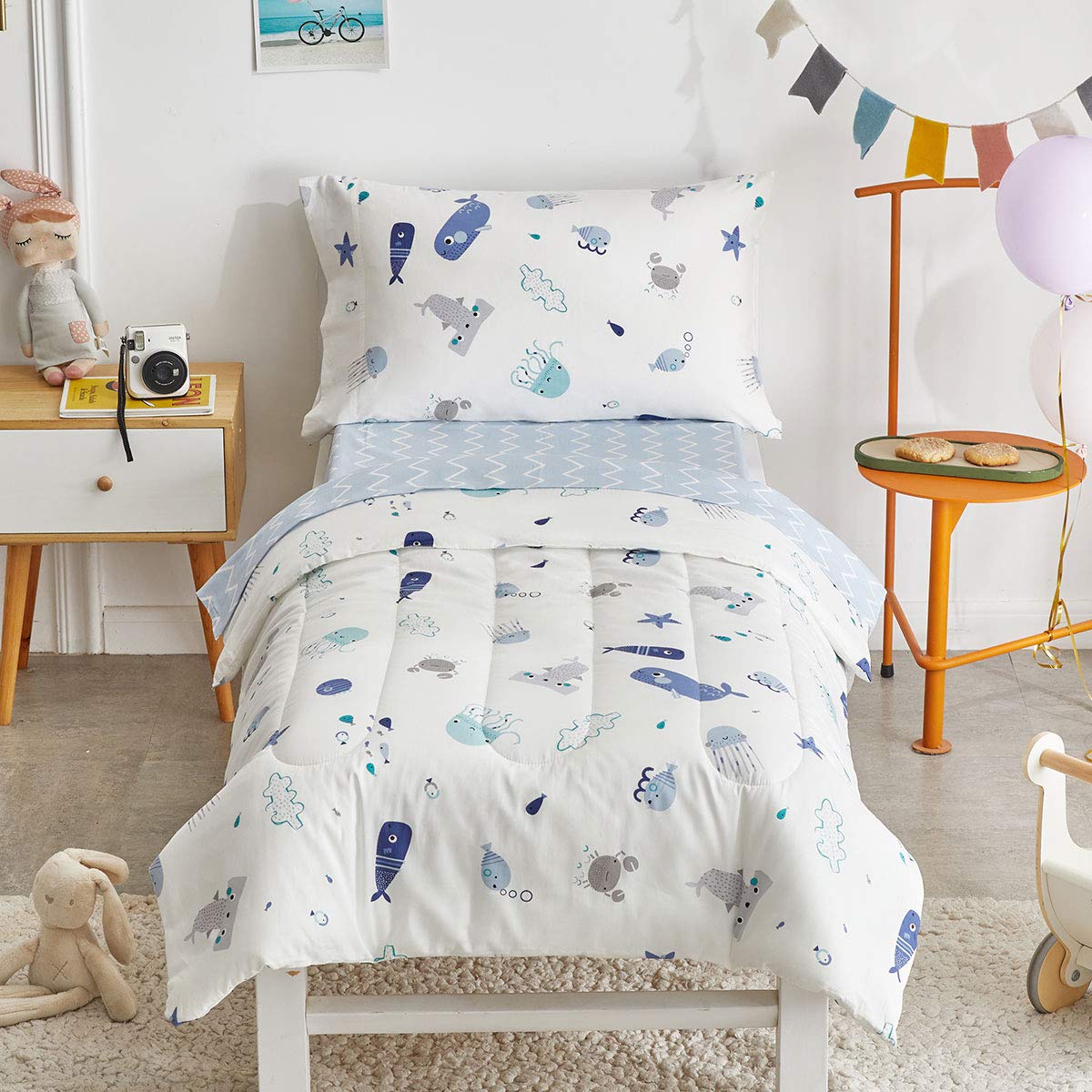 Joyreap 4 Piece Cotton Toddler Bedding Set For Kids Boys N Girls, Ocean Style Starfish Whale Crab Printed, Includes Quilted Comf