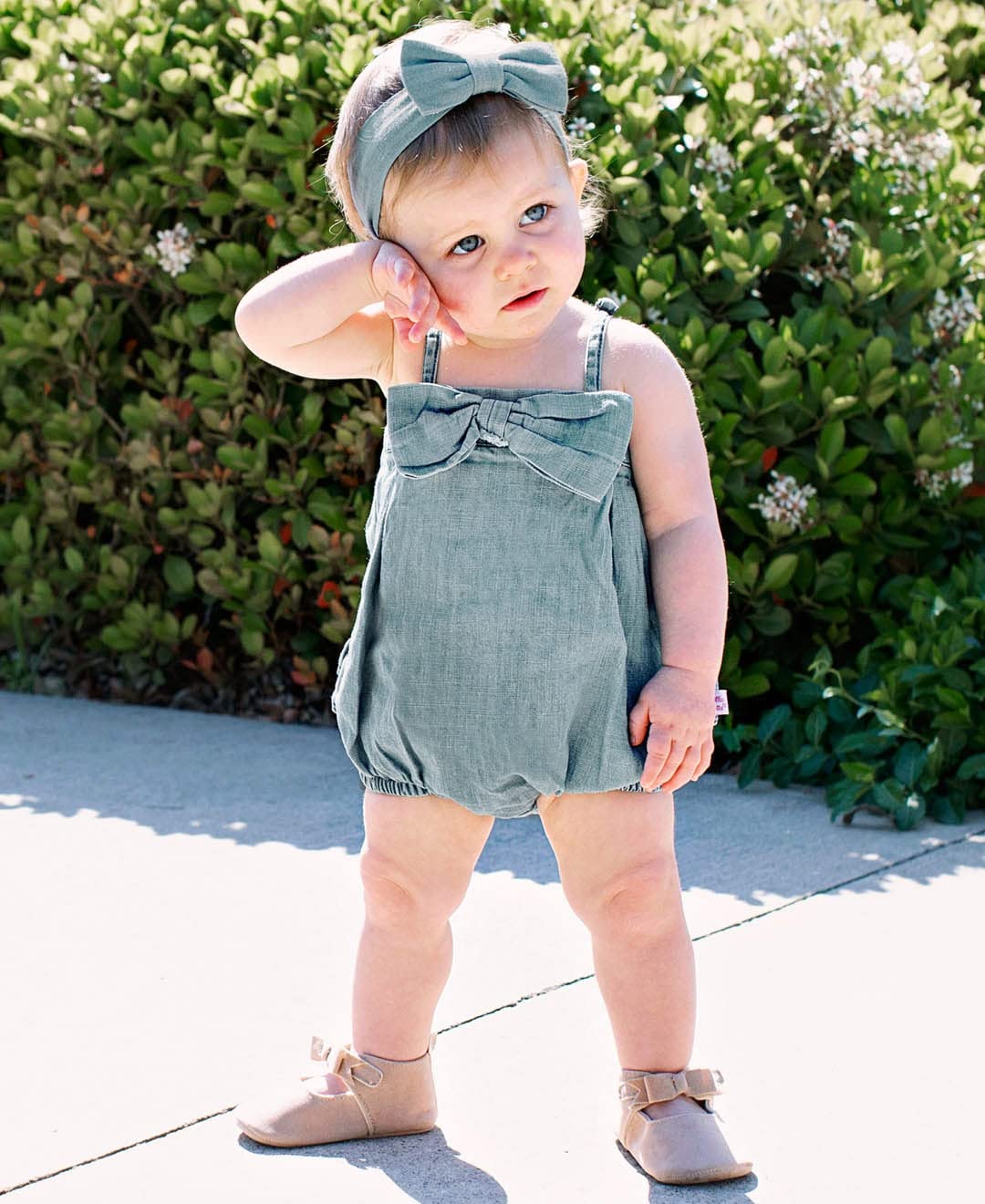 Rufflebutts Baby/Toddler Girls Light Wash Denim Bow-Front Bubble Romper - 3-6M