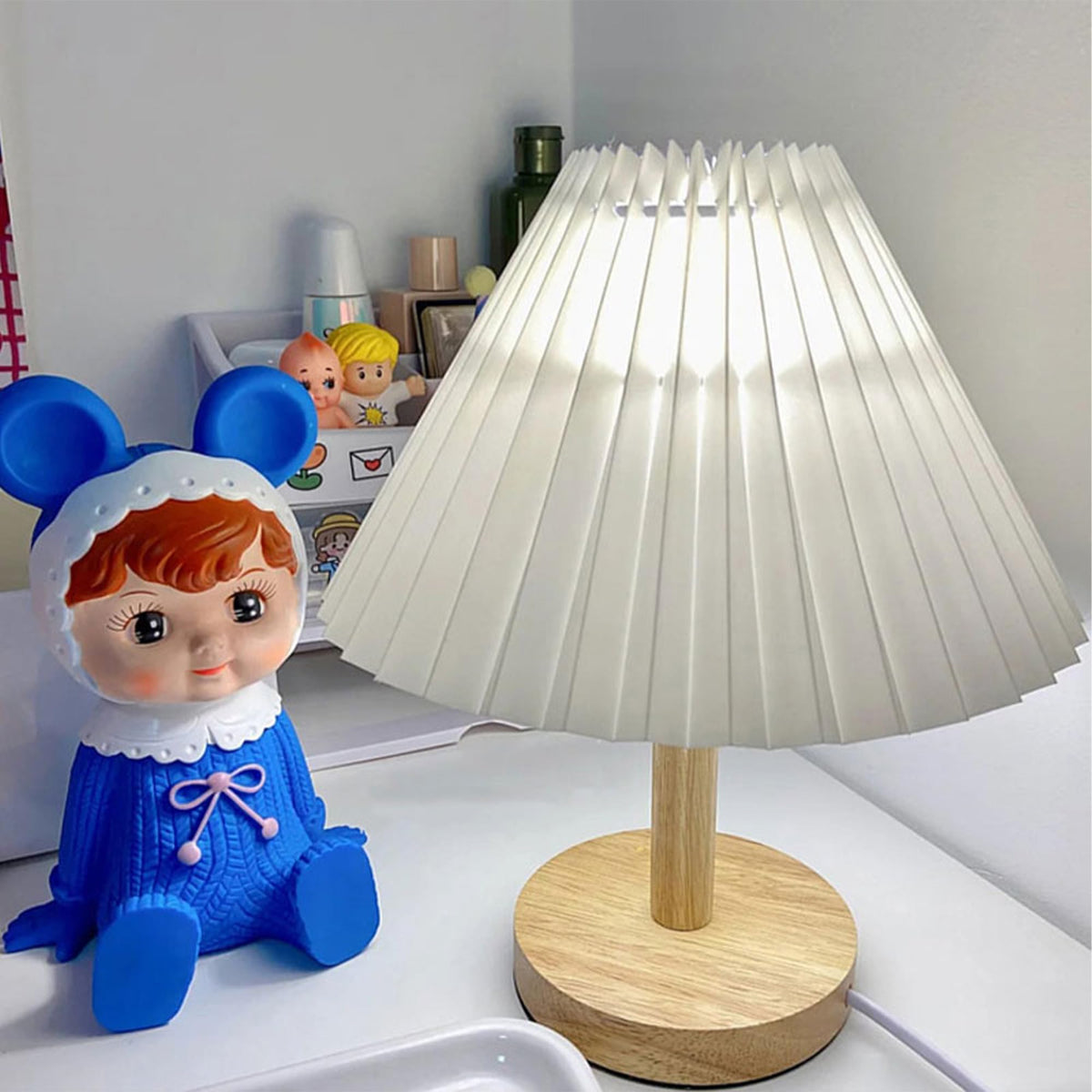 Kuber Industries Aesthetic Bedroom Lamp For Side Table | Office & Desk Table Lamp For Living Room And Home Decor With Wooden Bas