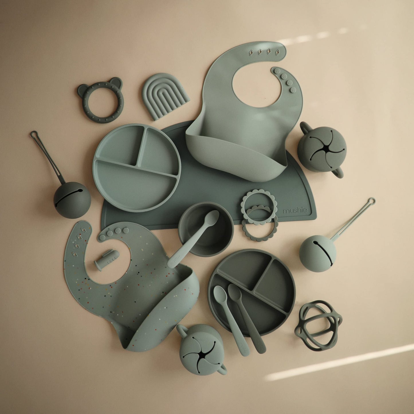 Mushie Silicone Suction Plate | Bpa-Free Non-Slip Design (Cambridge Blue)