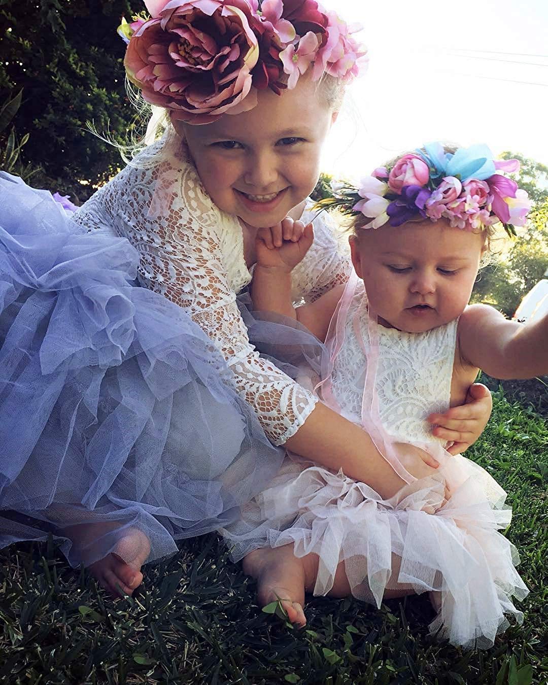 2Bunnies Girl Peony Lace Back A-Line Tiered Tutu Tulle Flower Girl Dress (Gray Sleeve Short, 3T)