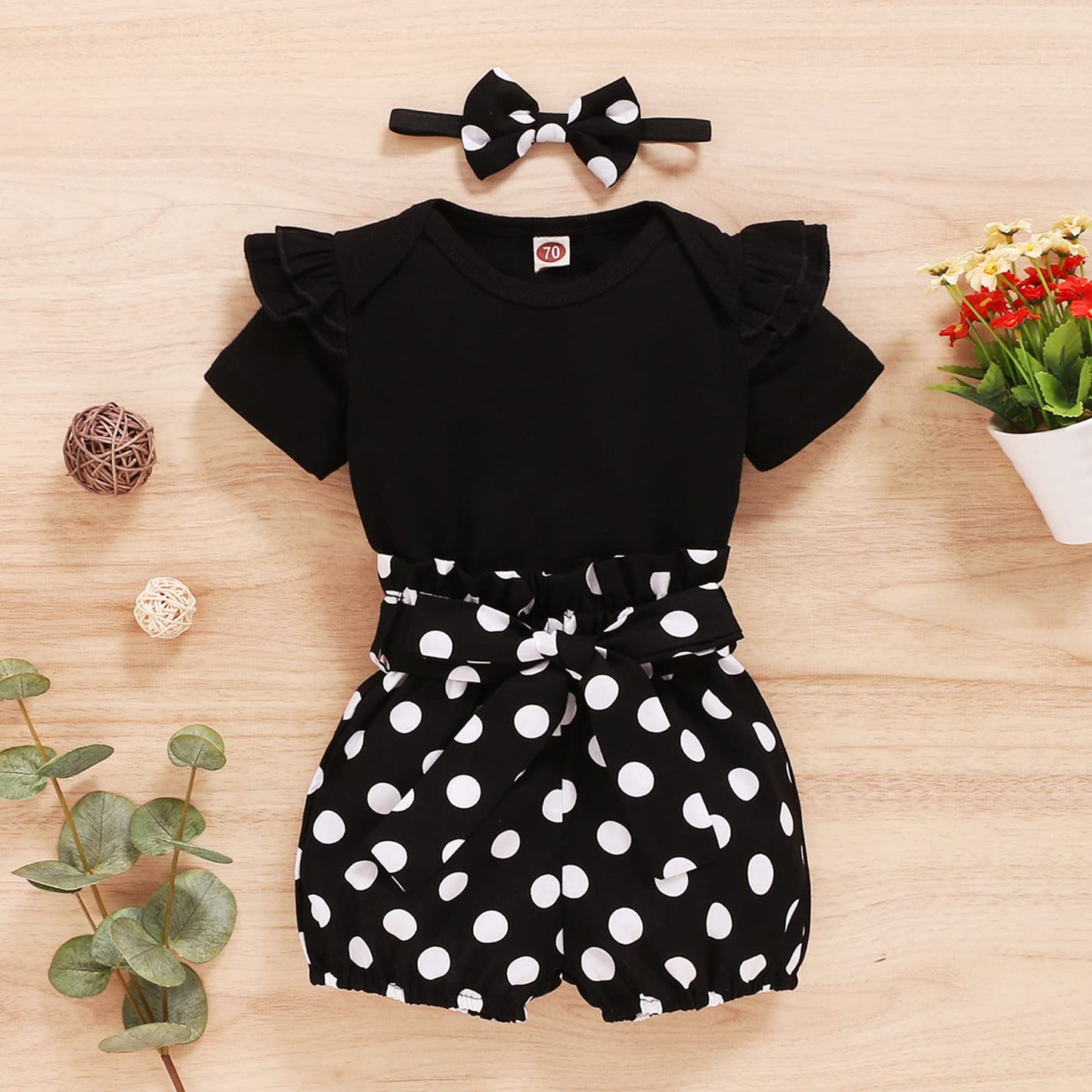 Sanpersonlin Newborn Baby Girl Set Ruffled Sleeve Romper Polka Dots Shorts Bloomers Bowknot Headband Boutique Clothes (Yxx017A-B